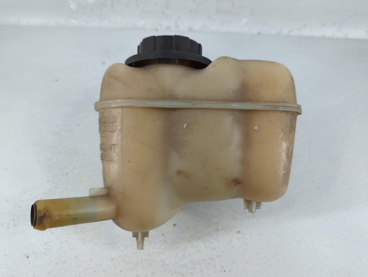 1992-2002 Saturn Sl2 Radiator Coolant Overflow Expansion Tank Bottle - Oemusedautoparts1.com
