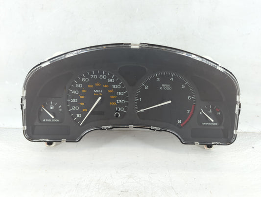 2000-2001 Saturn Sl2 Instrument Cluster Speedometer Gauges P/N:911 320 030B 21025091 Fits Fits 2000 2001 OEM Used Auto Parts