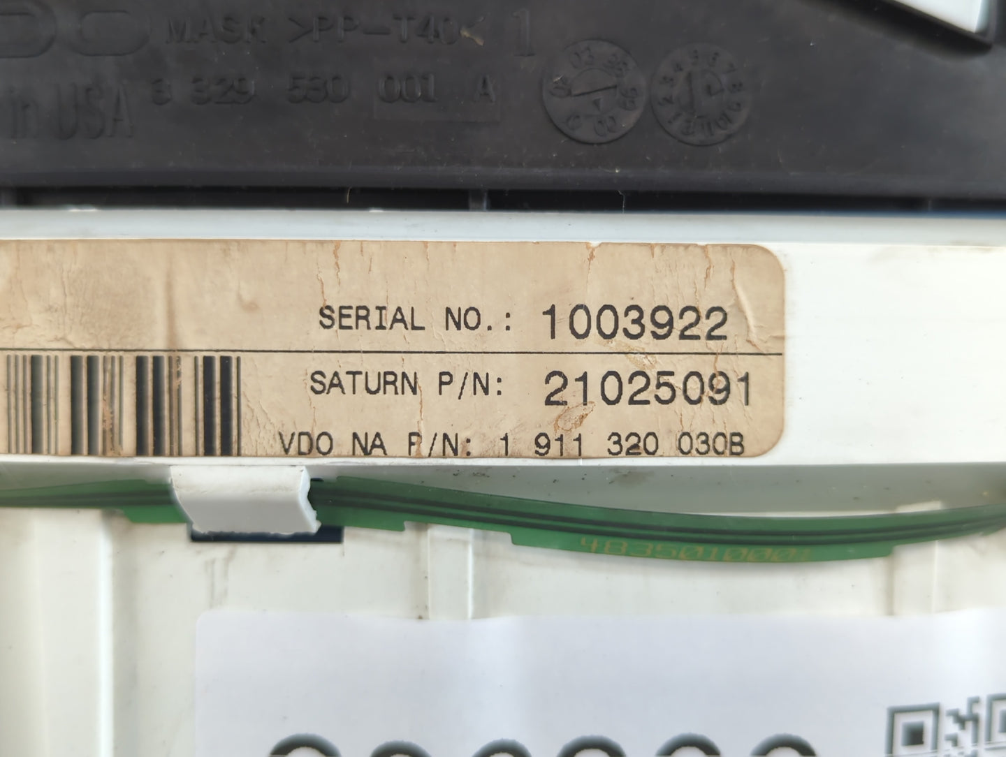 2000-2001 Saturn Sl2 Instrument Cluster Speedometer Gauges P/N:911 320 030B 21025091 Fits Fits 2000 2001 OEM Used Auto Parts