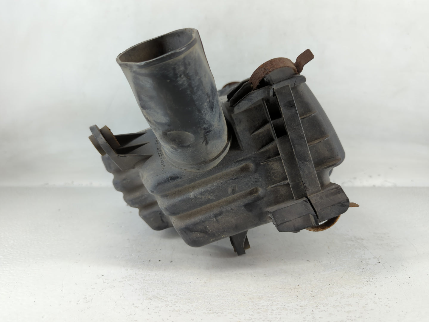 Saturn Vue Air Cleaner Intake-duct Hose Tube - Oemusedautoparts1.com