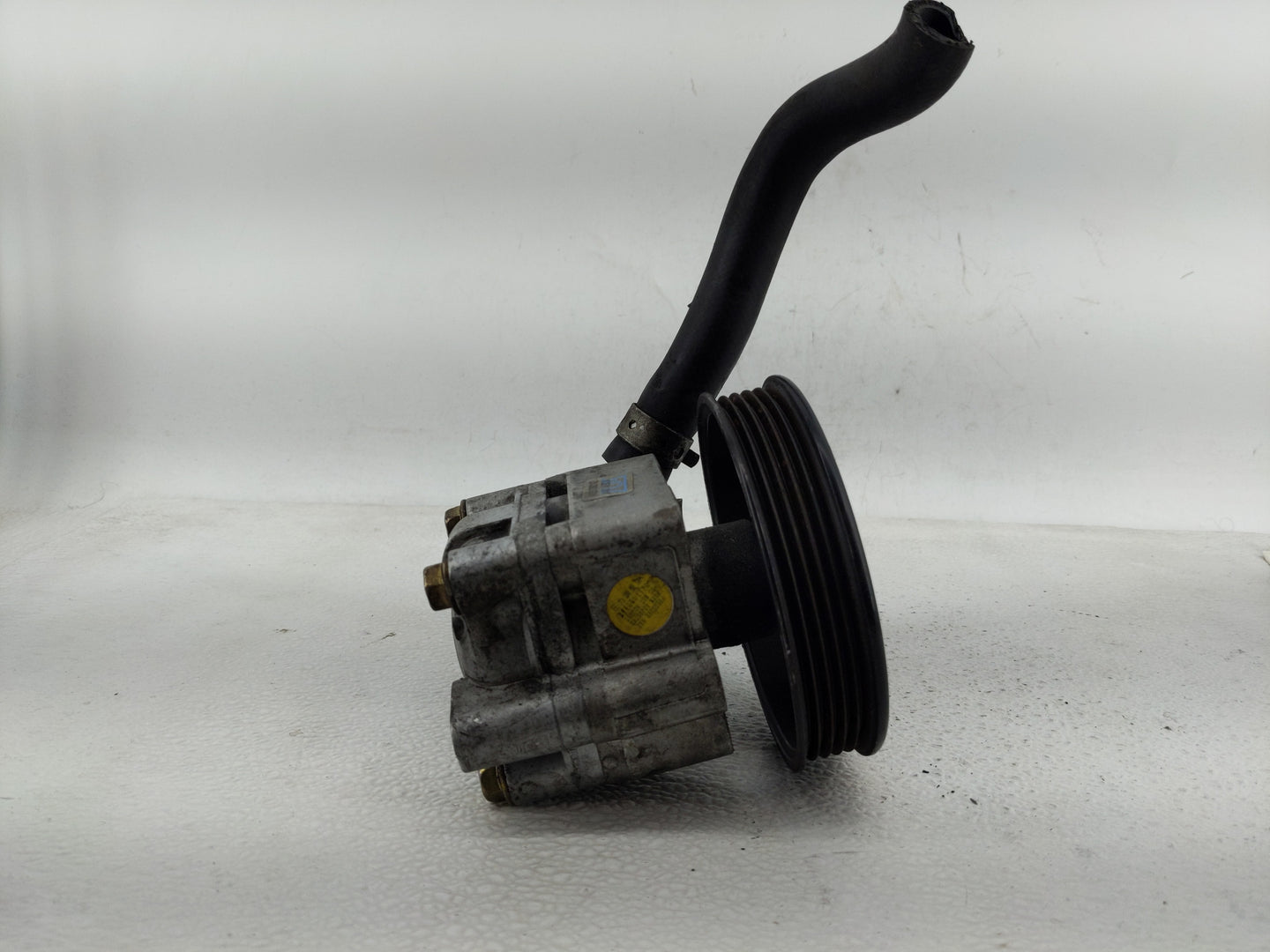 2000-2004 Subaru Legacy Power Steering Column Pump Oem - Oemusedautoparts1.com