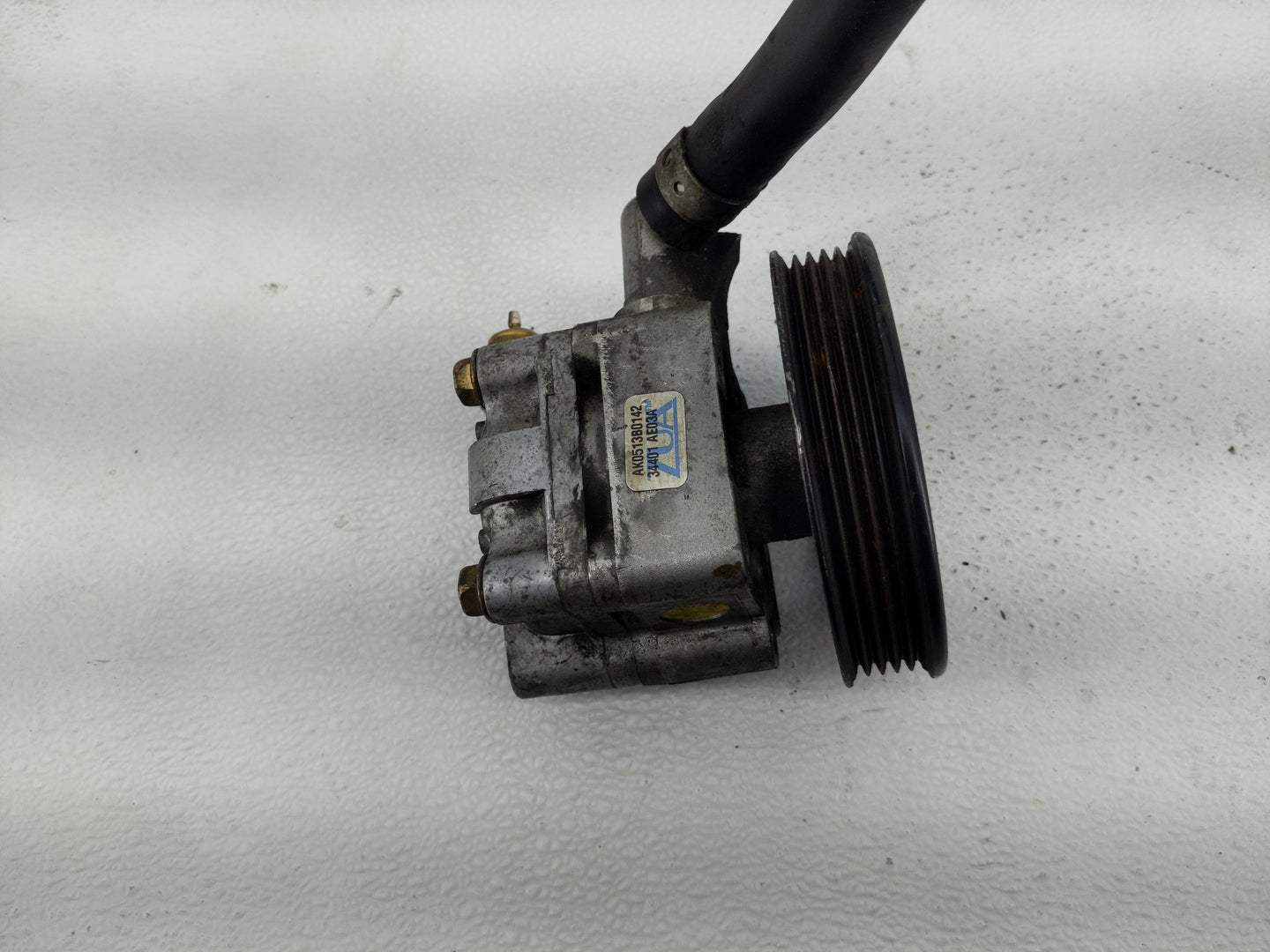 2000-2004 Subaru Legacy Power Steering Column Pump Oem - Oemusedautoparts1.com