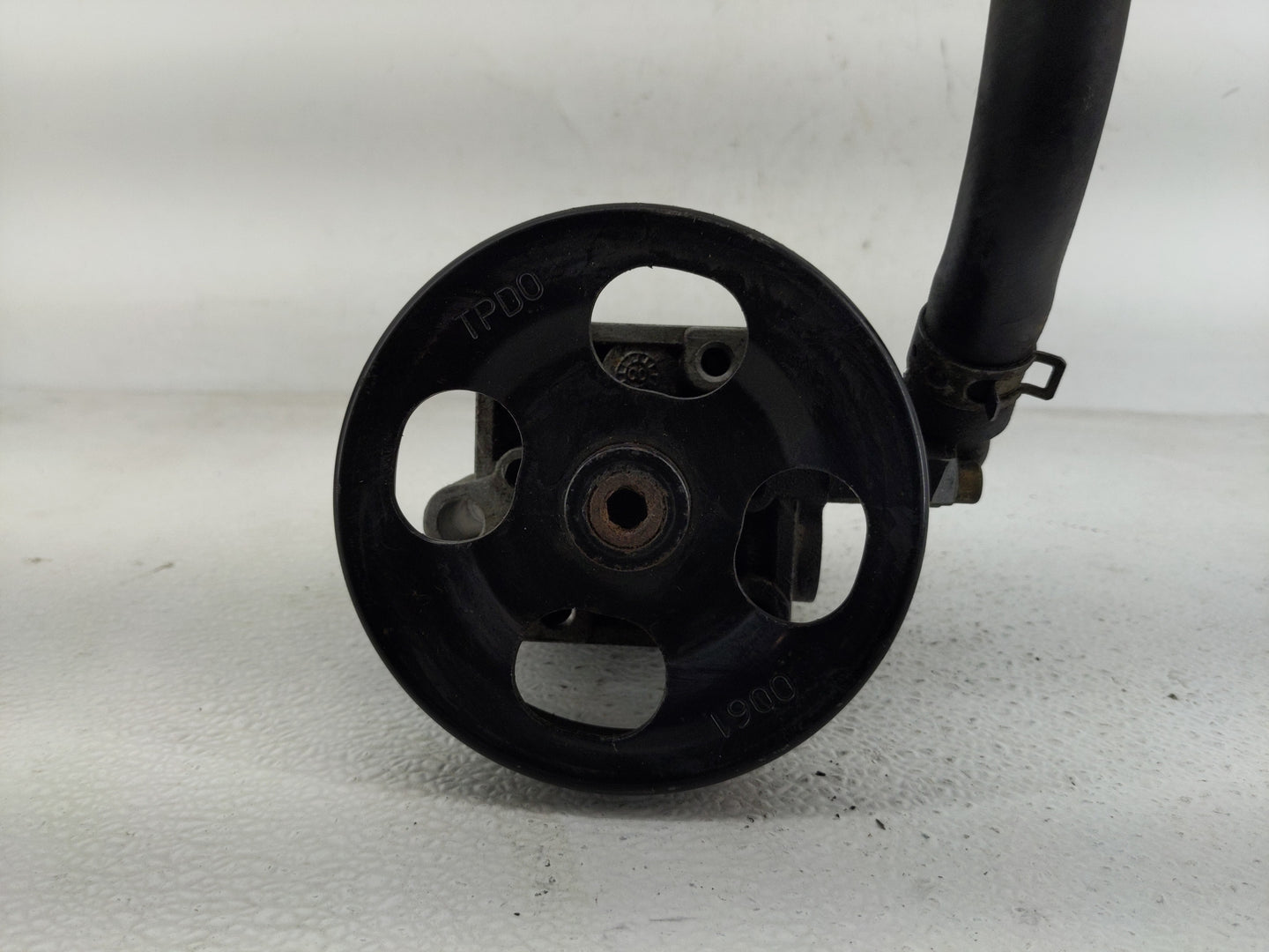2000-2004 Subaru Legacy Power Steering Column Pump Oem - Oemusedautoparts1.com