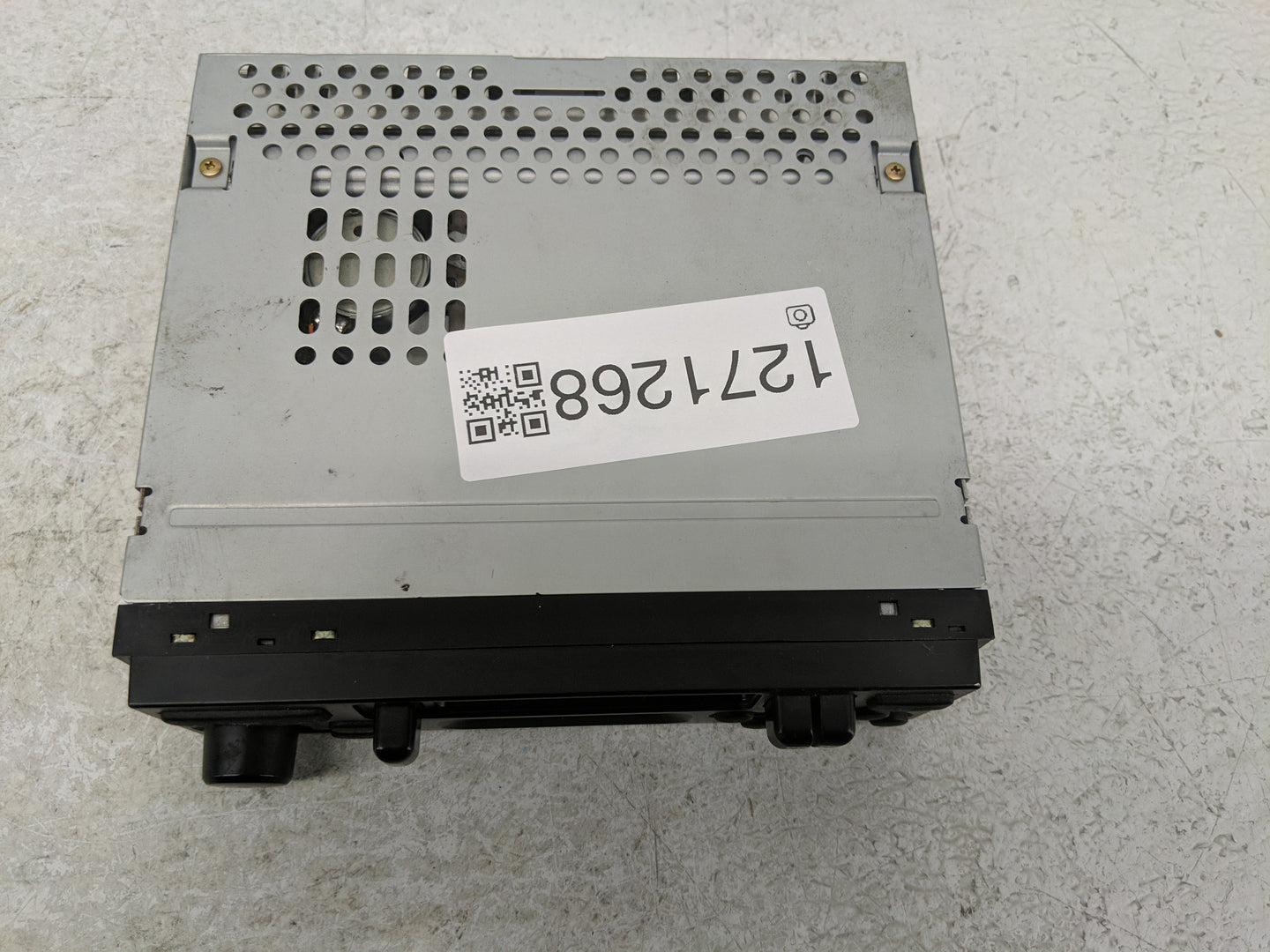 2001 Subaru Legacy Radio AM FM Cd Player Receiver Replacement P/N:286-9417-01 Fits OEM Used Auto Parts - Oemusedautoparts1.c