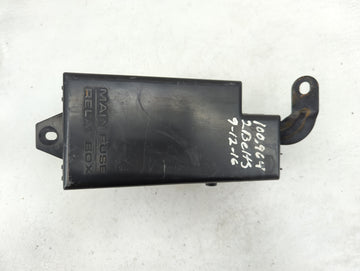 2000-2001 Subaru Legacy Fusebox Fuse Box Panel Relay Module P/N:MB500100B Fits Fits 2000 2001 OEM Used Auto Parts - Oemuseda