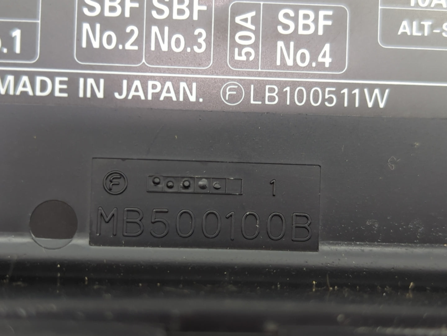2000-2001 Subaru Legacy Fusebox Fuse Box Panel Relay Module P/N:MB500100B Fits Fits 2000 2001 OEM Used Auto Parts - Oemuseda