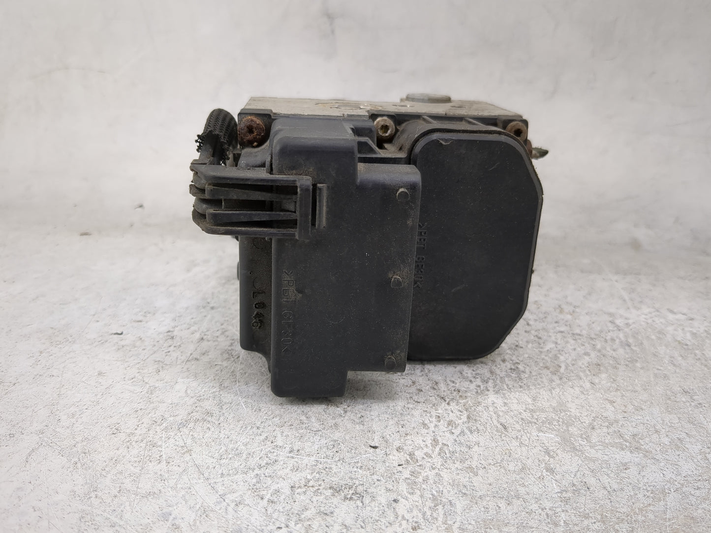 2000-2001 Subaru Legacy ABS Pump Control Module Replacement P/N:0265216746 0273004270, 27534AE00A, 0273004270 Fits Fits 2000