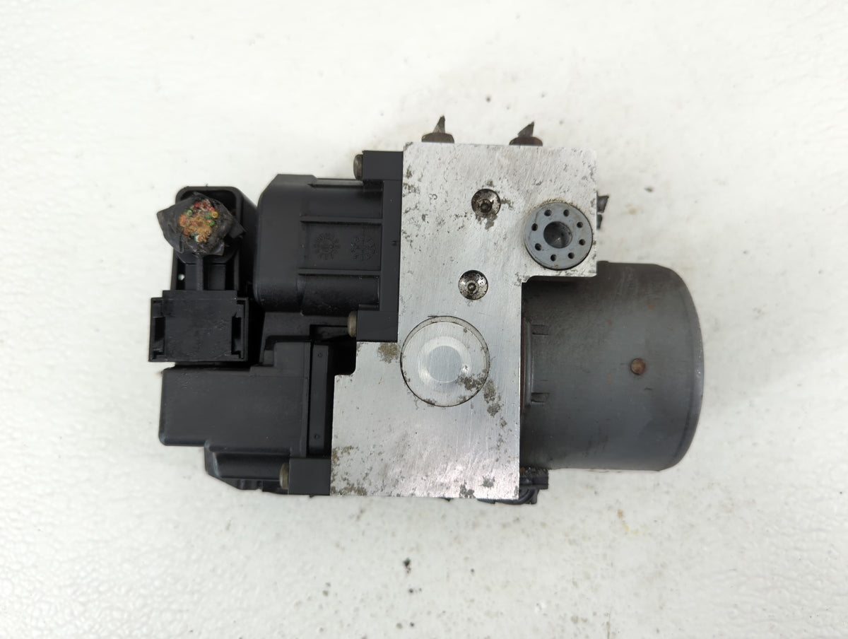 1999-2001 Subaru Legacy Anti-Lock Brake ABS Pump Module Actuator OEM P/N:27381AC05A Fits Fits 1999 2000 2001 OEM Used Auto P