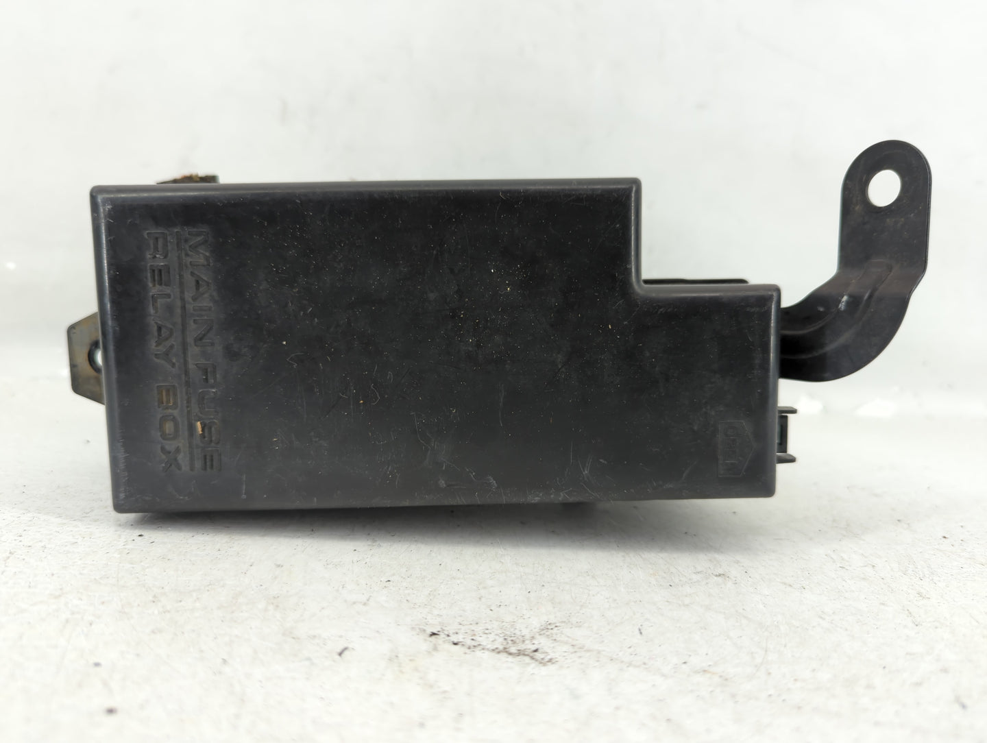 2000-2001 Subaru Legacy Fusebox Fuse Box Panel Relay Module P/N:LB700101W MB500100B Fits Fits 2000 2001 OEM Used Auto Parts 
