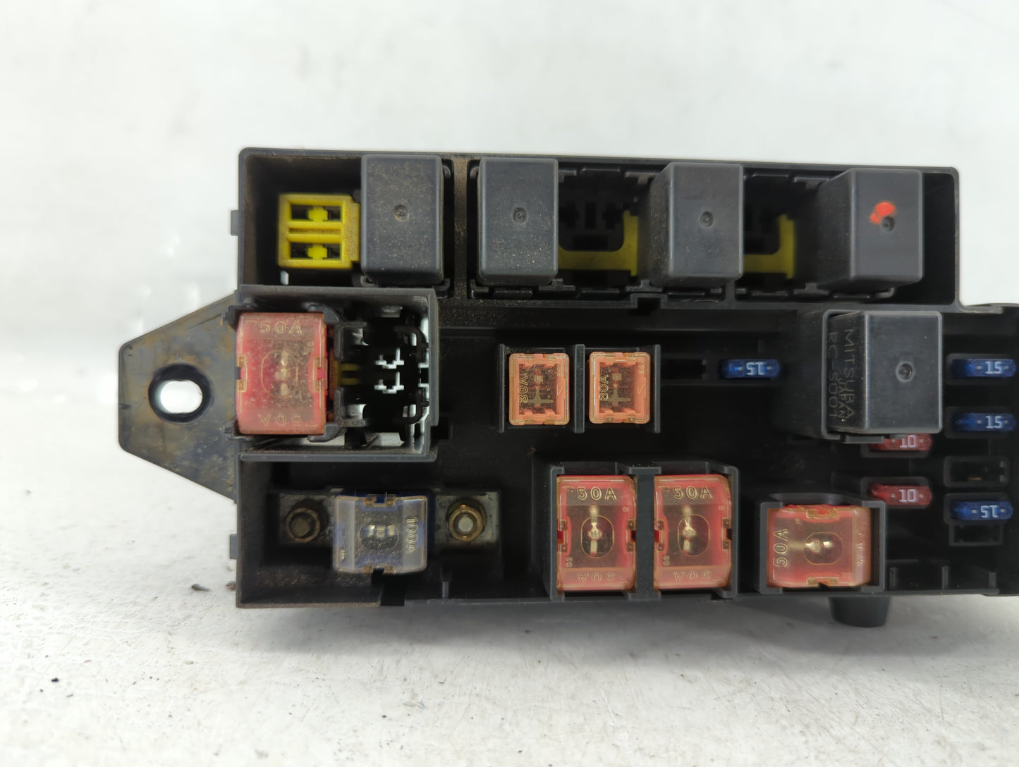 2000-2001 Subaru Legacy Fusebox Fuse Box Panel Relay Module P/N:LB700101W MB500100B Fits Fits 2000 2001 OEM Used Auto Parts 