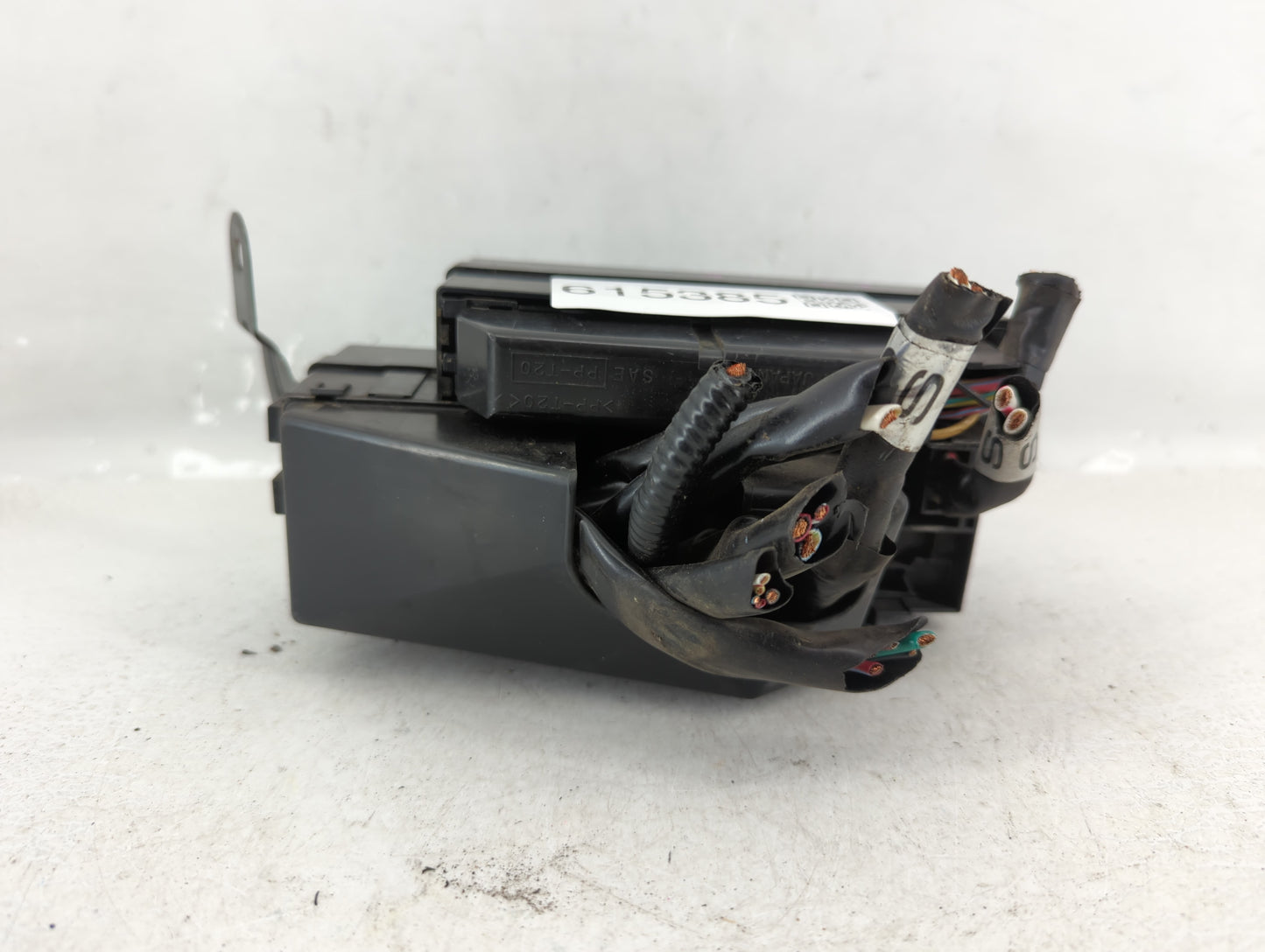 2000-2001 Subaru Legacy Fusebox Fuse Box Panel Relay Module P/N:LB700101W MB500100B Fits Fits 2000 2001 OEM Used Auto Parts 