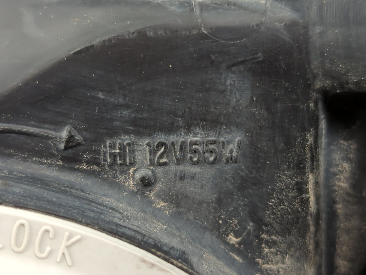 2000-2004 Subaru Legacy Driver Left Oem Head Light Headlight Lamp - Oemusedautoparts1.com