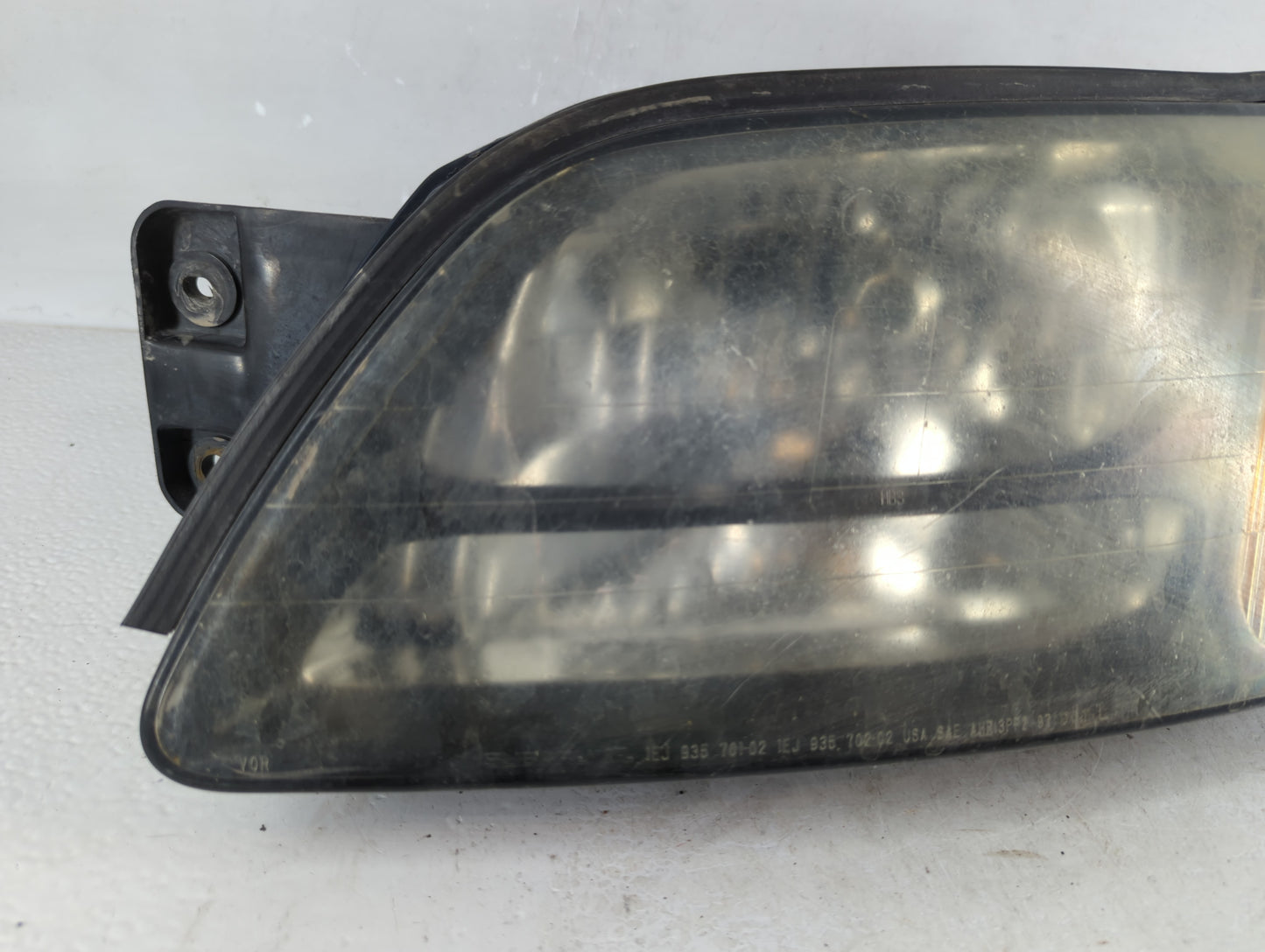 2000-2004 Subaru Legacy Driver Left Oem Head Light Headlight Lamp - Oemusedautoparts1.com