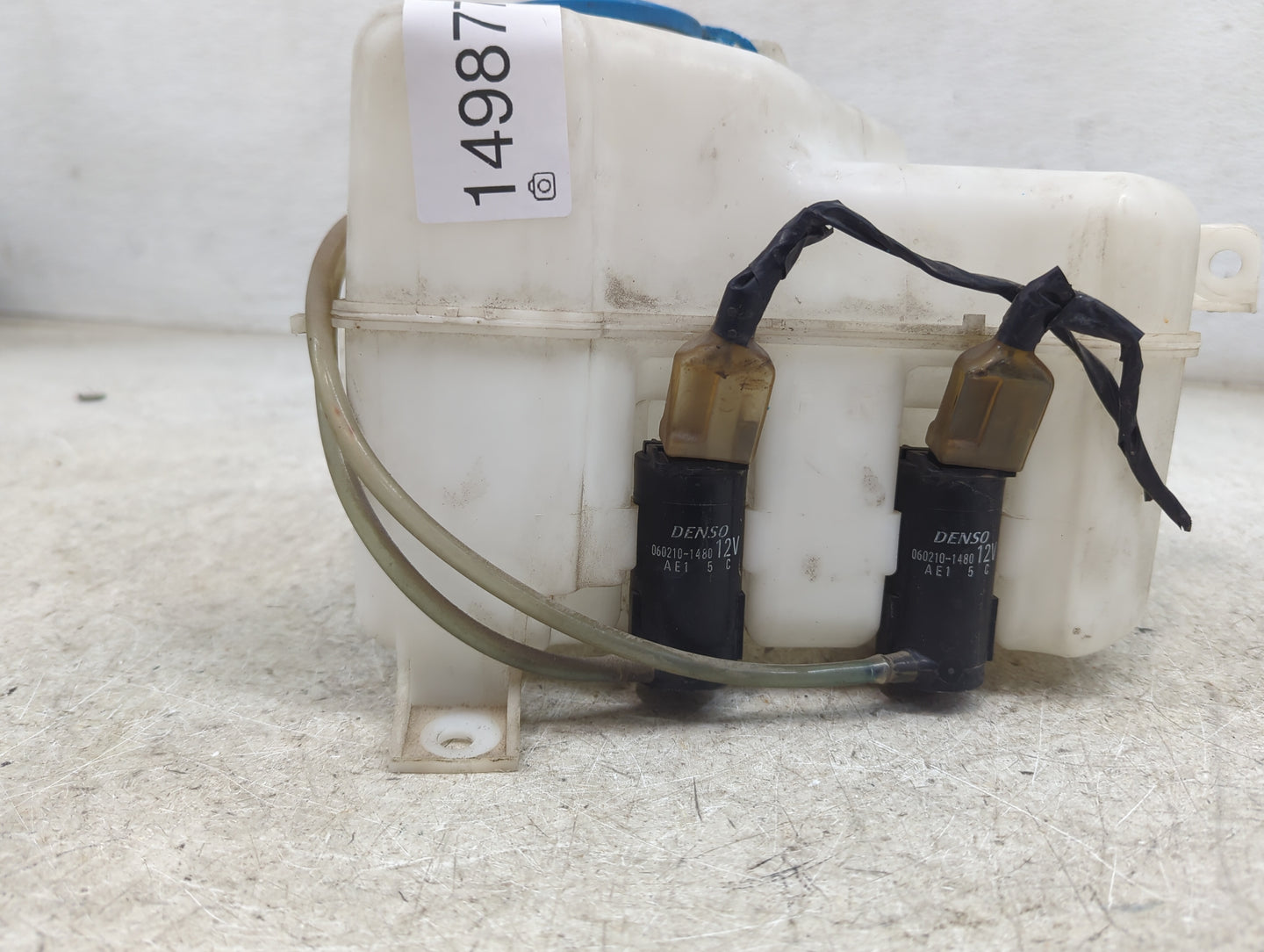 2001 Suzuki Vitara Windshield Washer Fluid Reservoir Bottle Oem - Oemusedautoparts1.com