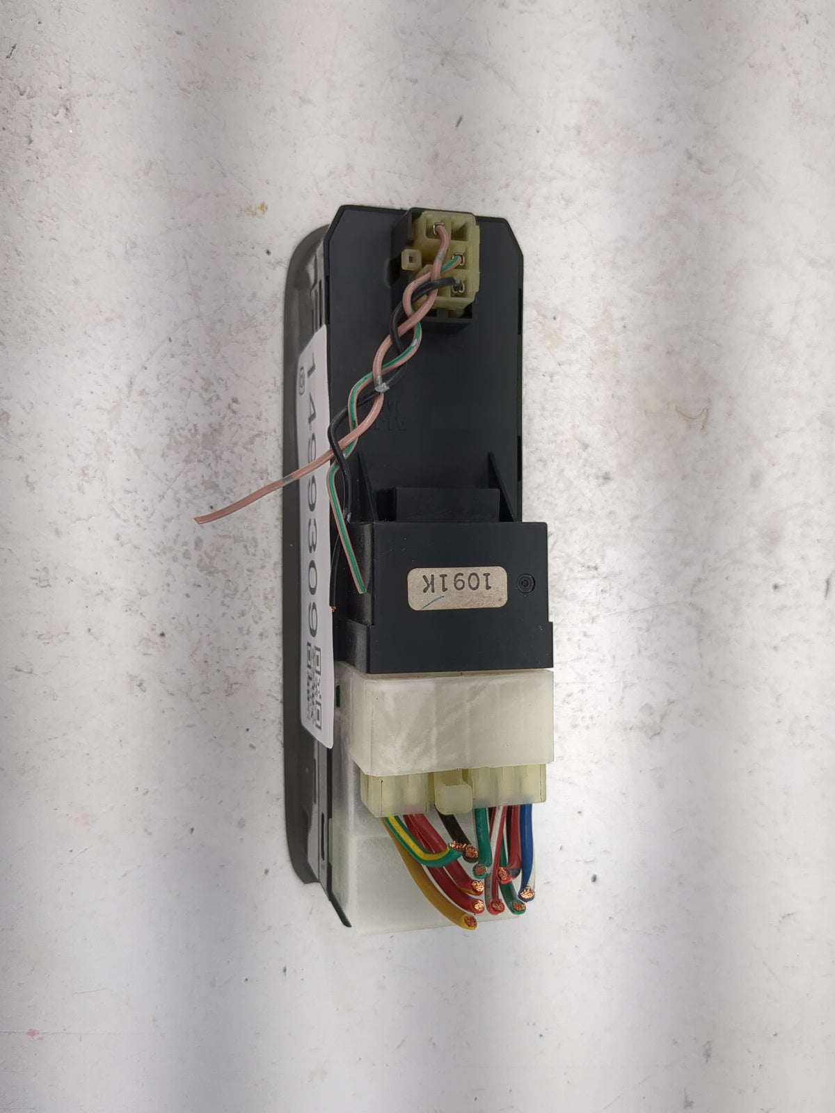 2001 Suzuki Vitara Master Power Window Switch Replacement Driver Side Left P/N:1091K Fits OEM Used Auto Parts - Oemusedautop