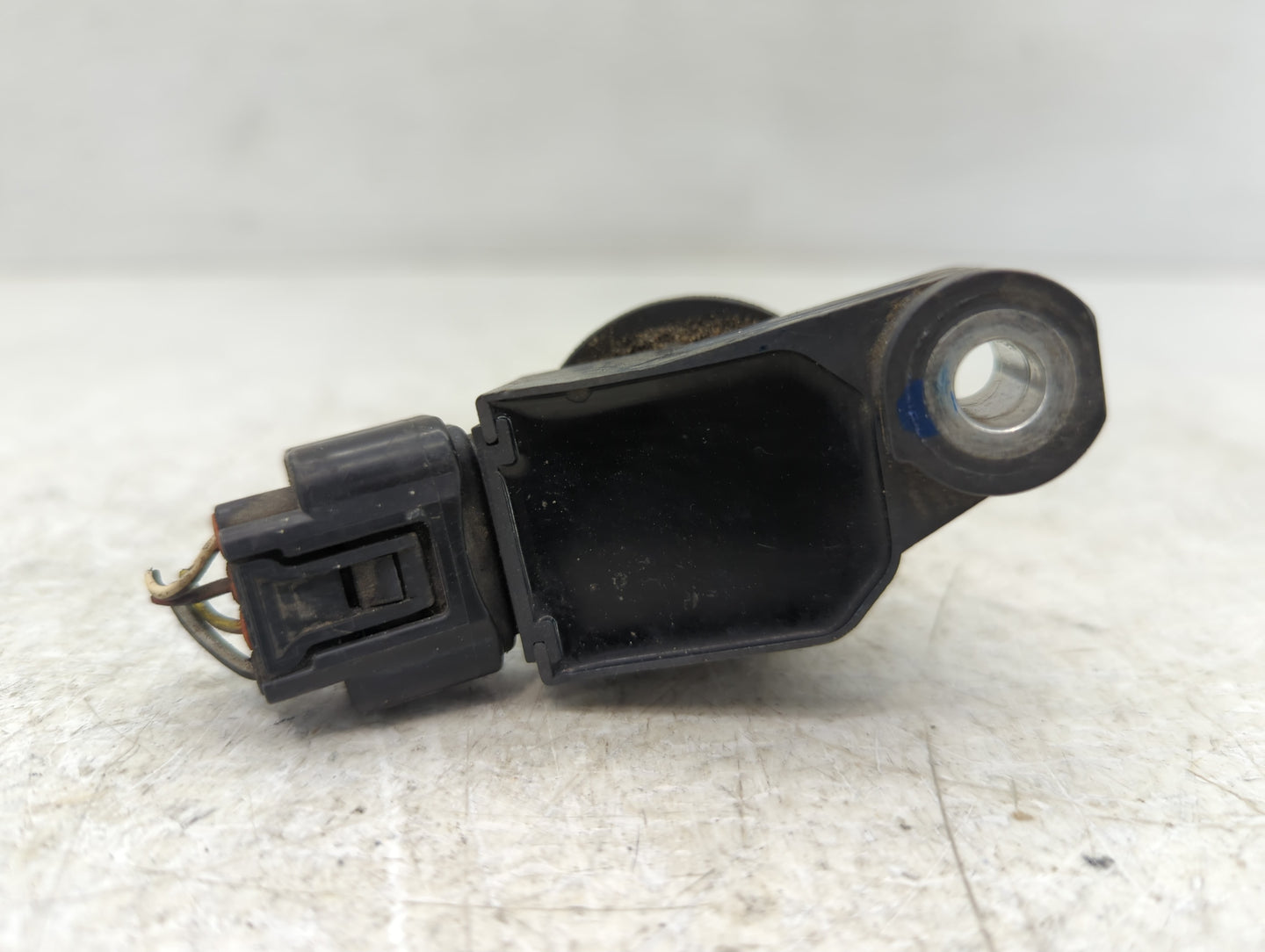2000-2004 Toyota Avalon Ignition Coil Igniter Pack - Oemusedautoparts1.com