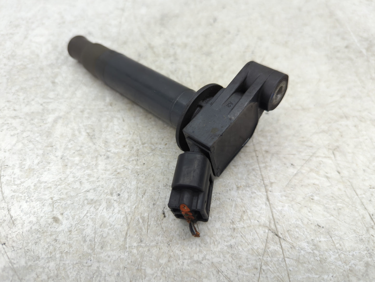 2000-2004 Toyota Avalon Ignition Coil Igniter Pack - Oemusedautoparts1.com