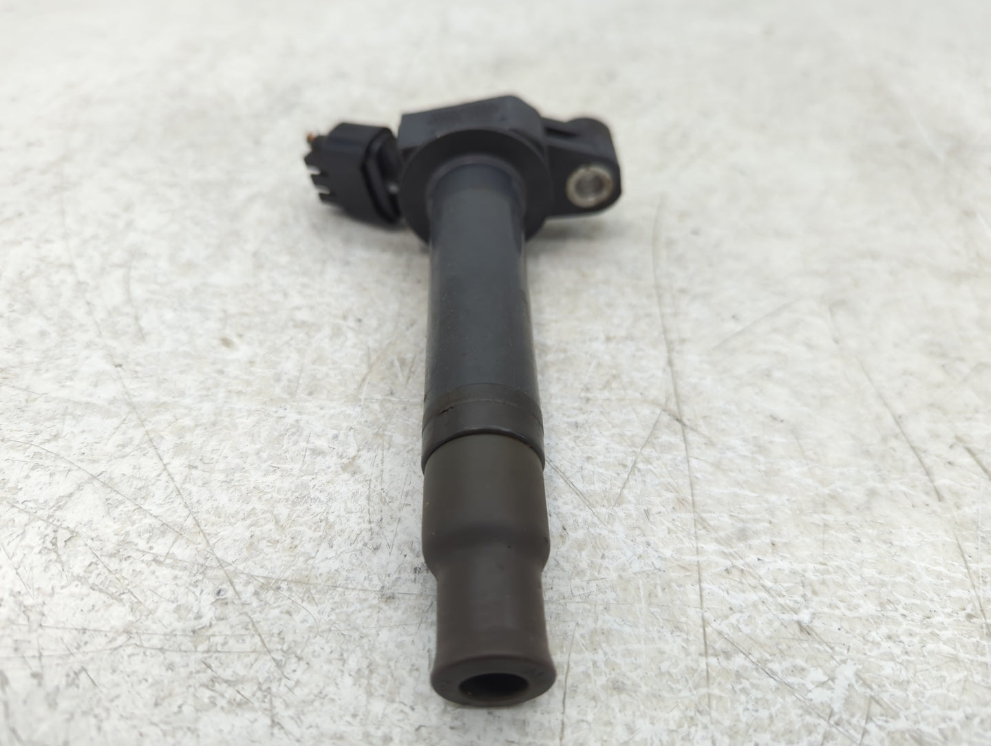 2000-2004 Toyota Avalon Ignition Coil Igniter Pack - Oemusedautoparts1.com