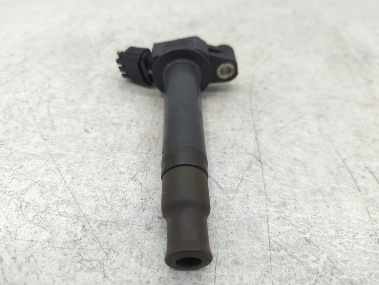 2000-2004 Toyota Avalon Ignition Coil Igniter Pack - Oemusedautoparts1.com