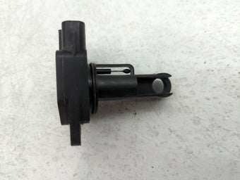 compare product 2000-2004 Toyota Avalon Mass Air Flow Meter Maf