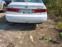 2000-2001 Toyota Camry Rear Bumper Assembly Oem - Oemusedautoparts1.com