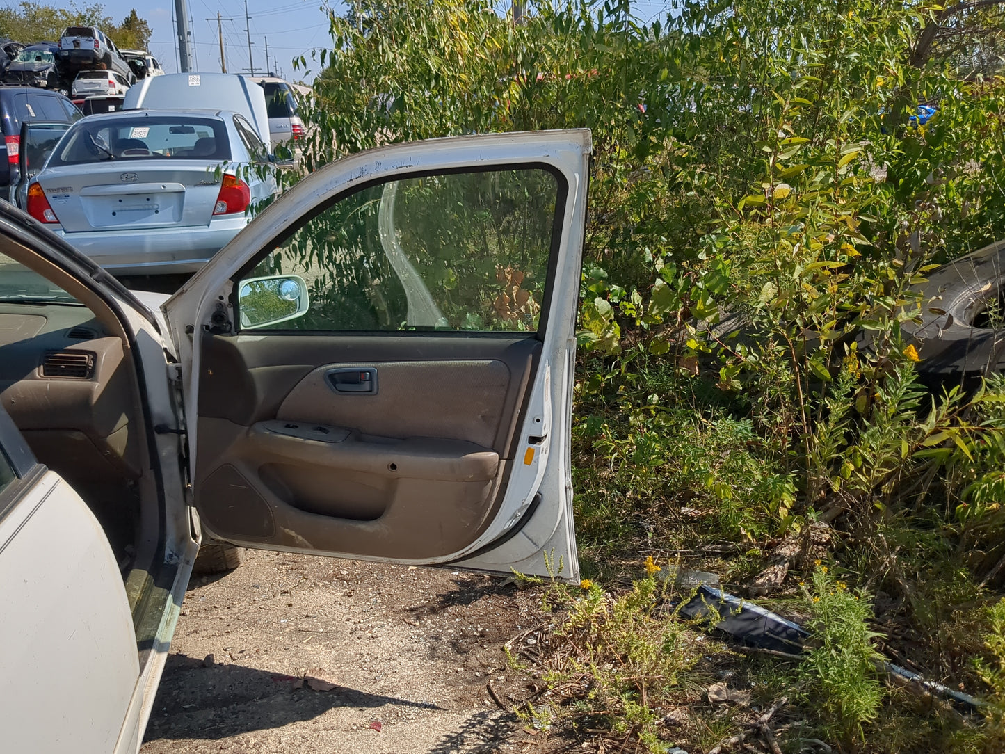 1997-2001 Toyota Camry Passenger Front Door Oem 1177640 - Oemusedautoparts1.com