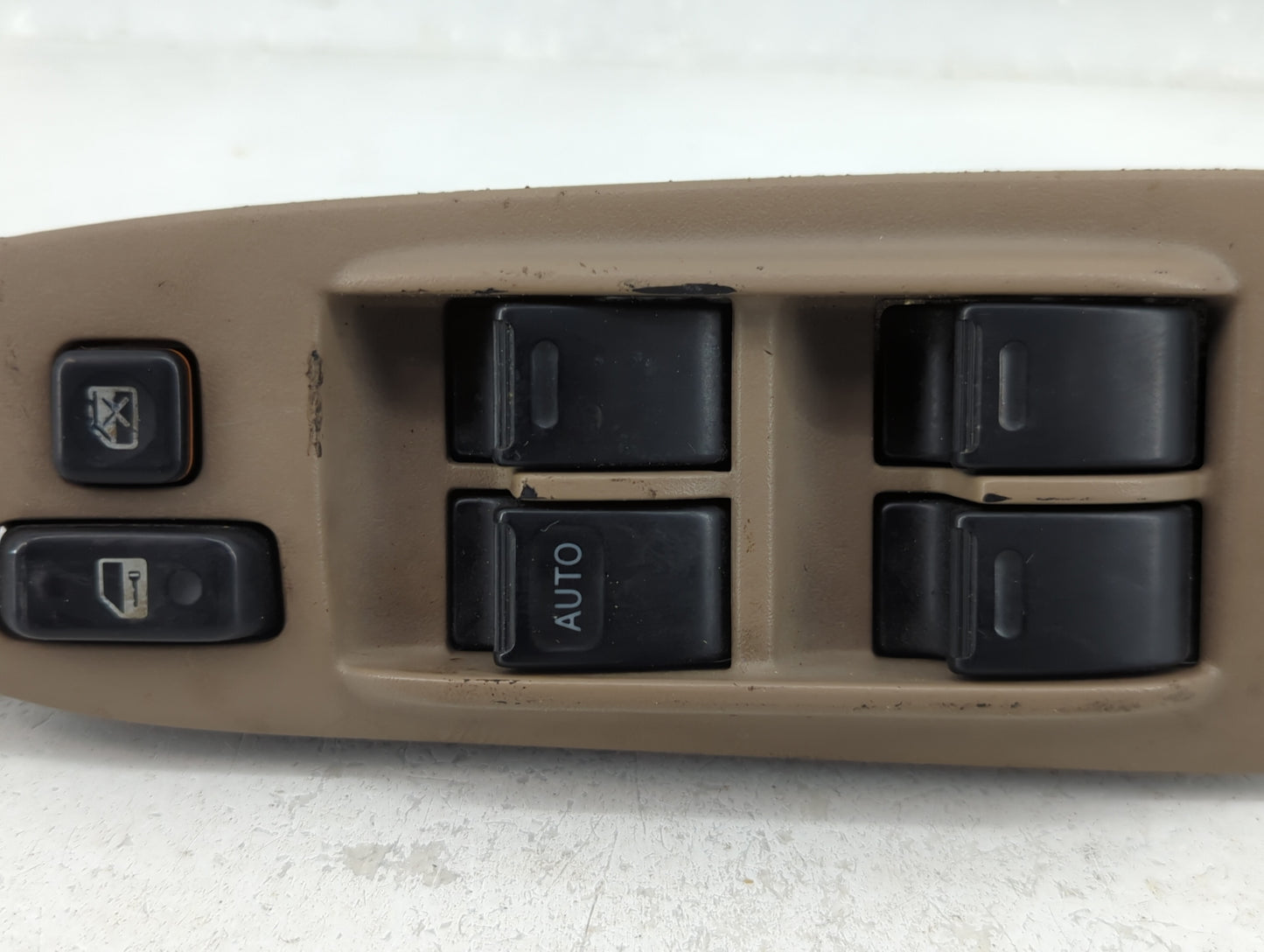 2000-2001 Toyota Camry Master Power Window Switch Replacement Driver Side Left P/N:74232-AA030 Fits Fits 2000 2001 OEM Used 