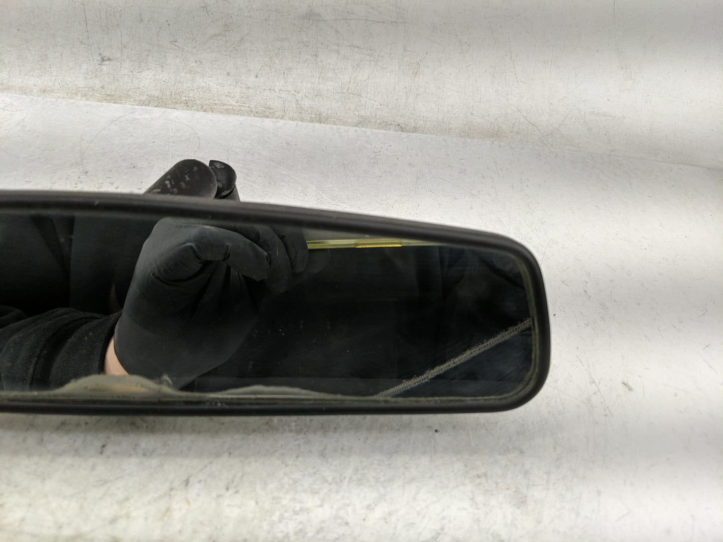 2001-2006 Toyota Camry Interior Rear View Mirror Replacement OEM P/N:E8011083 Fits OEM Used Auto Parts - Oemusedautoparts1.c