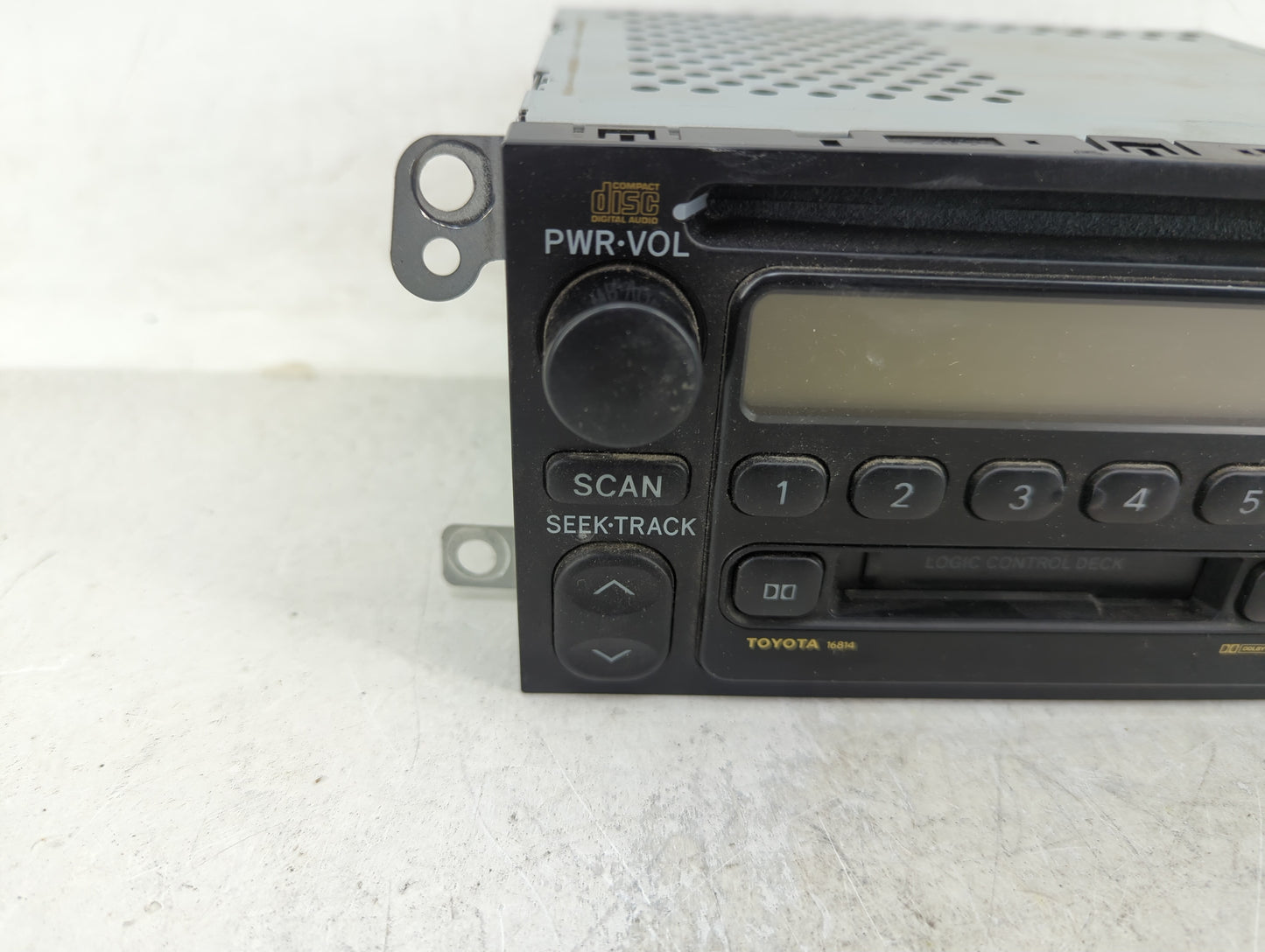 2000-2001 Toyota Camry Radio AM FM Cd Player Receiver Replacement P/N:86120-08110 Fits Fits 1999 2000 2001 2002 2003 OEM Use