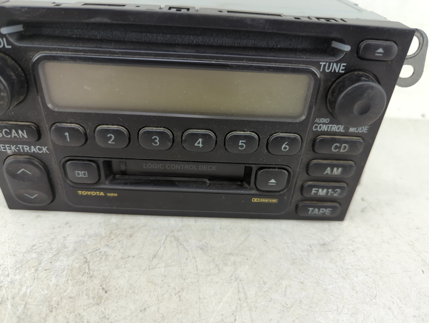 2000-2001 Toyota Camry Radio AM FM Cd Player Receiver Replacement P/N:86120-08110 Fits Fits 1999 2000 2001 2002 2003 OEM Use
