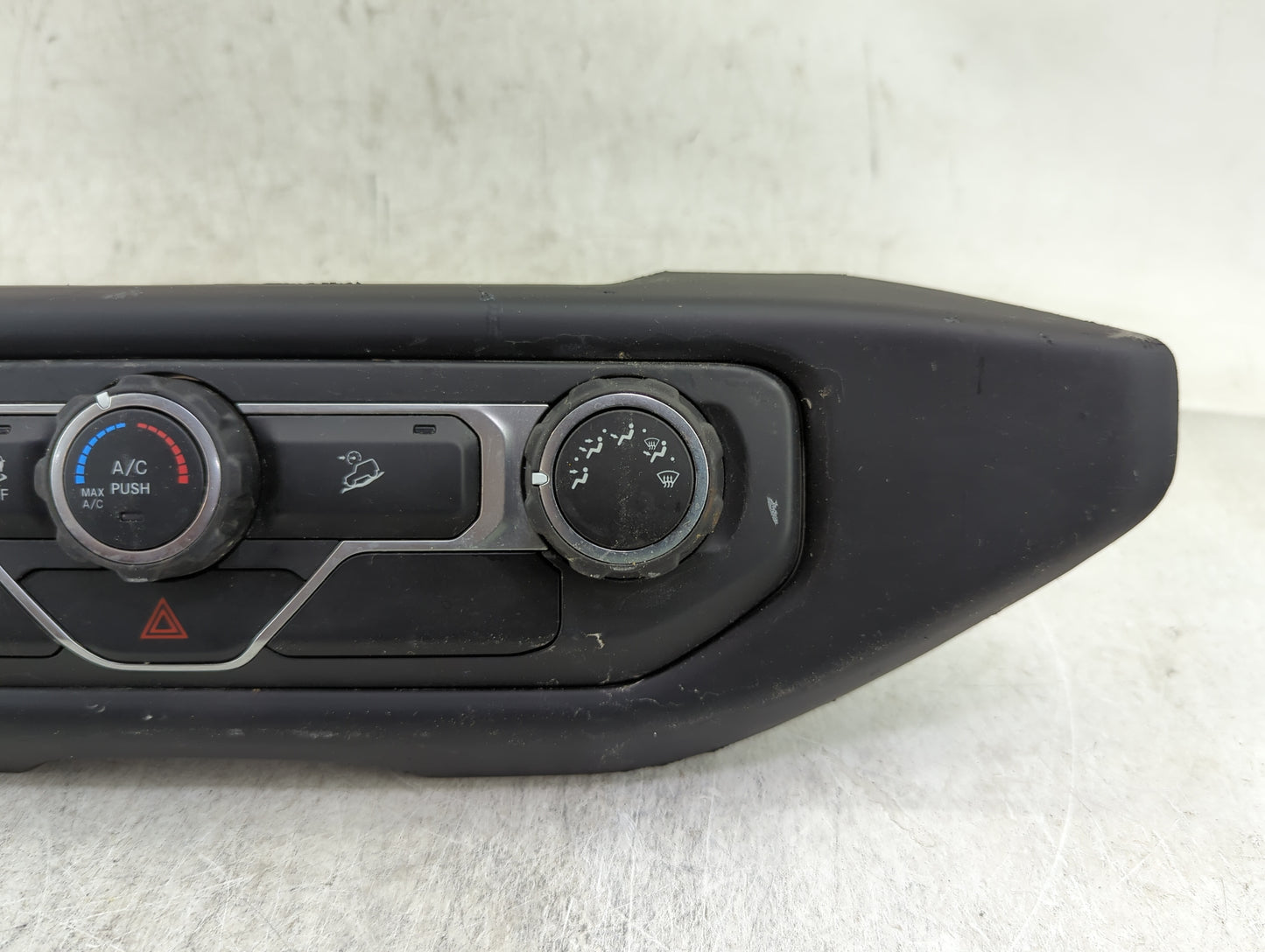 1999-2001 Toyota Camry Climate Control Module Temperature AC/Heater Replacement P/N:P68521DK9AA P68521DK8AA Fits OEM Used Au