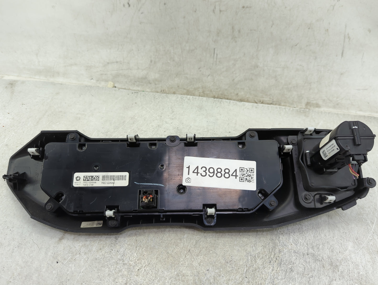 1999-2001 Toyota Camry Climate Control Module Temperature AC/Heater Replacement P/N:P68521DK9AA P68521DK8AA Fits OEM Used Au