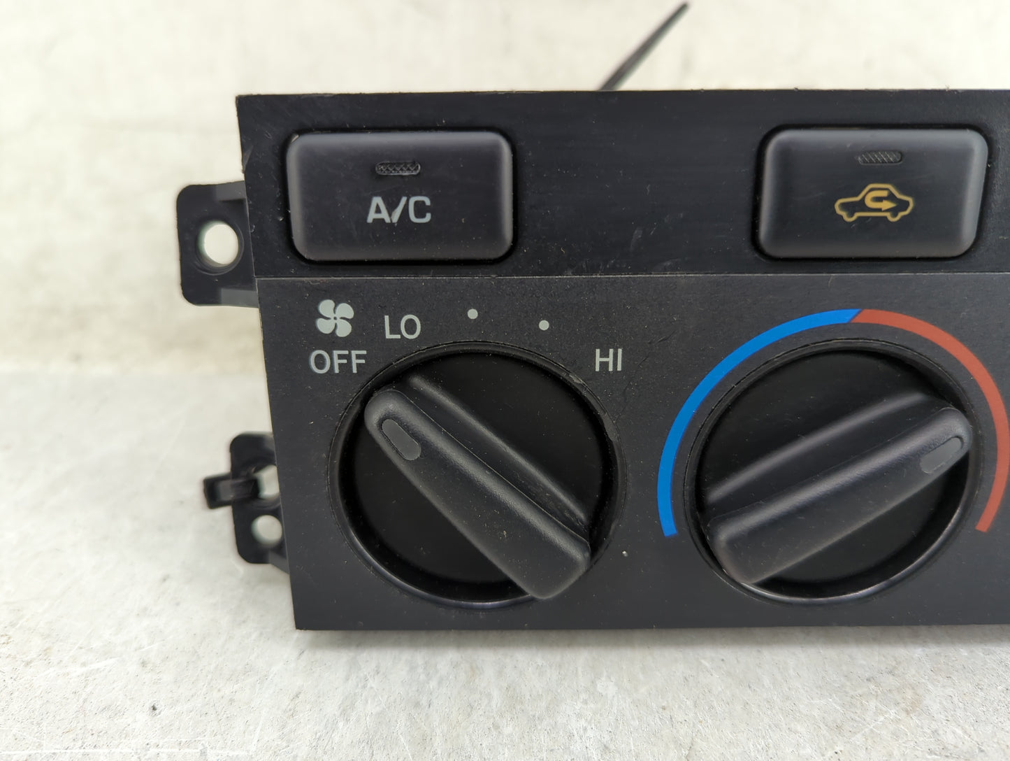 1997-1999 Toyota Camry Climate Control Module Temperature AC/Heater Replacement P/N:158926 Fits OEM Used Auto Parts - Oemuse