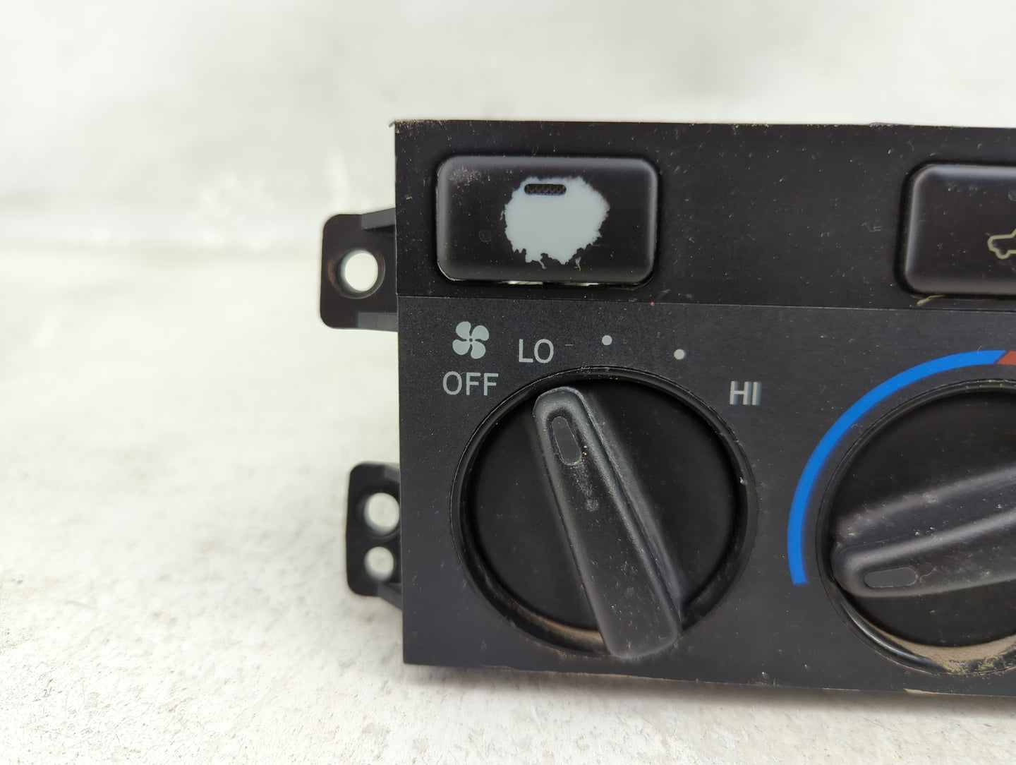 1999-2001 Toyota Camry Climate Control Module Temperature AC/Heater Replacement Fits Fits 1999 2000 2001 OEM Used Auto Parts