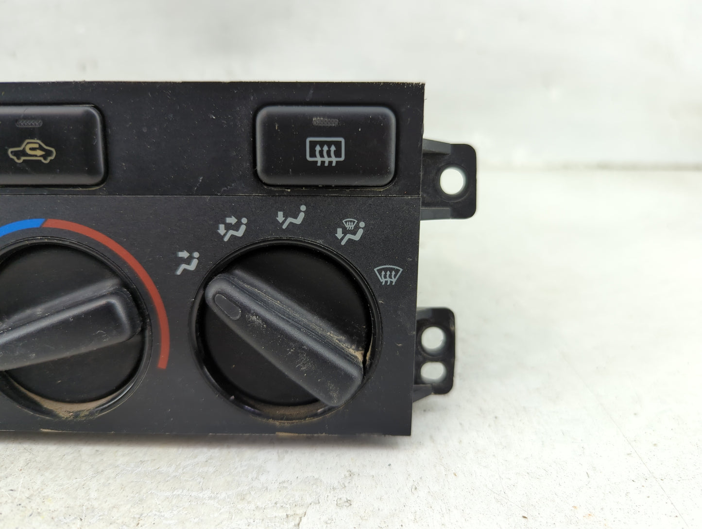 1999-2001 Toyota Camry Climate Control Module Temperature AC/Heater Replacement Fits Fits 1999 2000 2001 OEM Used Auto Parts