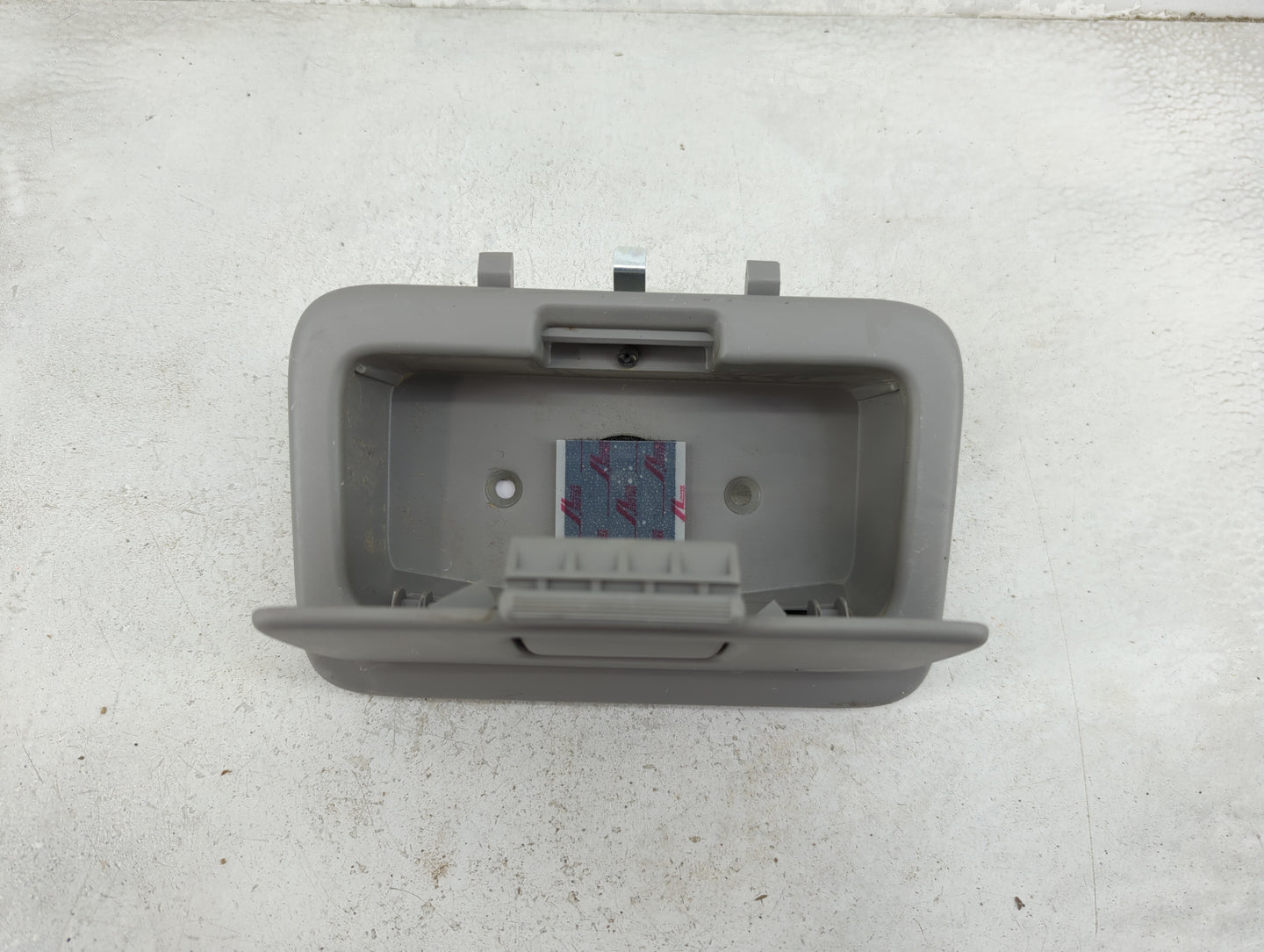 2001 Toyota Camry Overhead Roof Console - Oemusedautoparts1.com