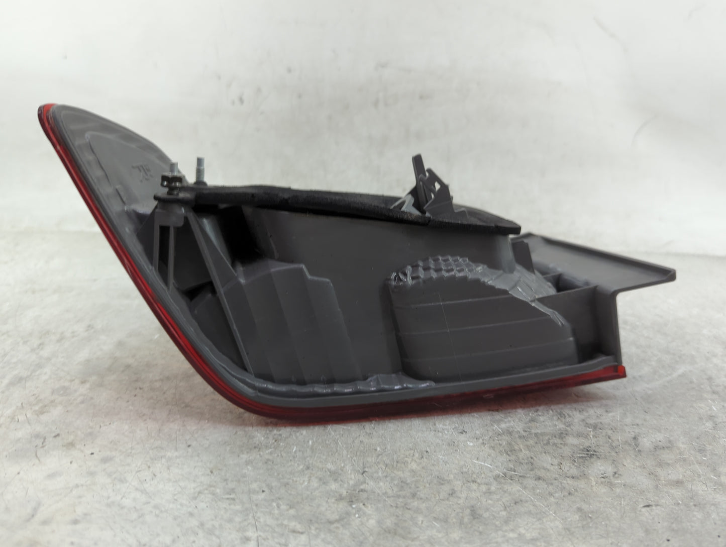 2000-2001 Toyota Camry Tail Light Assembly Passenger Right OEM Fits Fits 2000 2001 OEM Used Auto Parts - Oemusedautoparts1.c