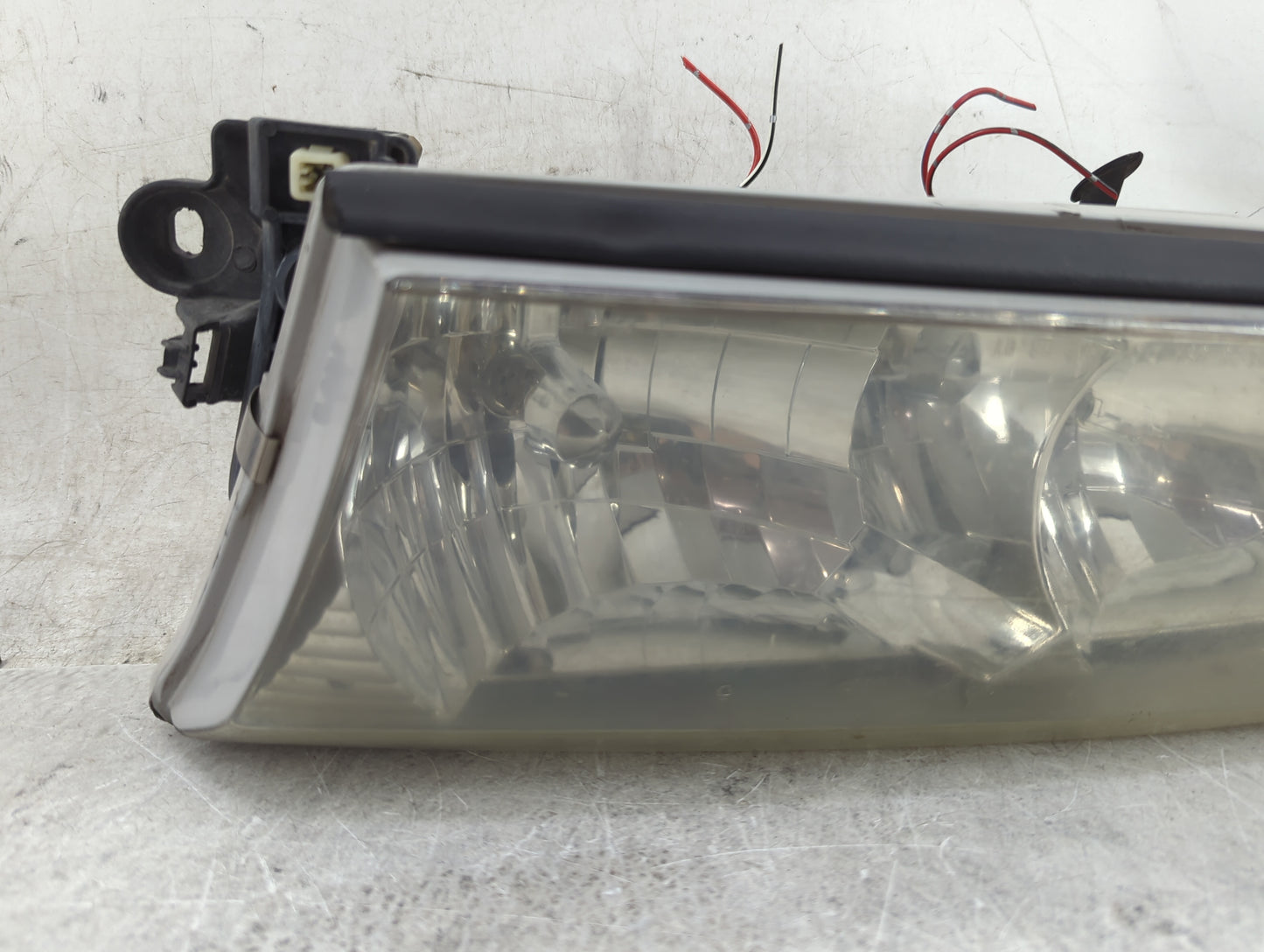 2000-2001 Toyota Camry Driver Left Oem Front Light Lamp 1459118 - Oemusedautoparts1.com
