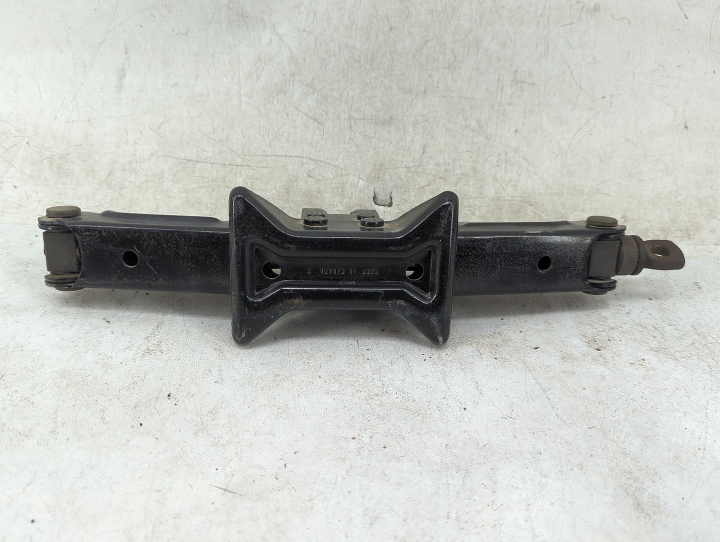 2001 Toyota Camry Spare Scissor Car Jack Black - Oemusedautoparts1.com