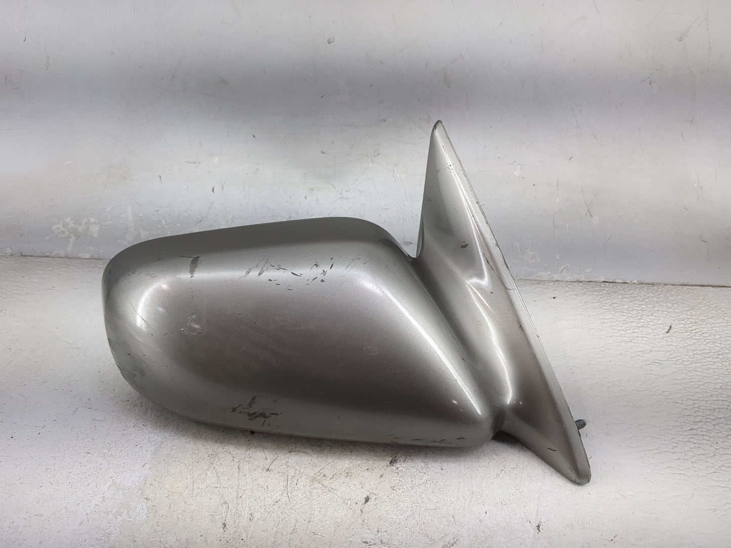 1997-2001 Toyota Camry Passenger Side View Mirror - Right Door Mirror OEM Used - Oemusedautoparts1.com