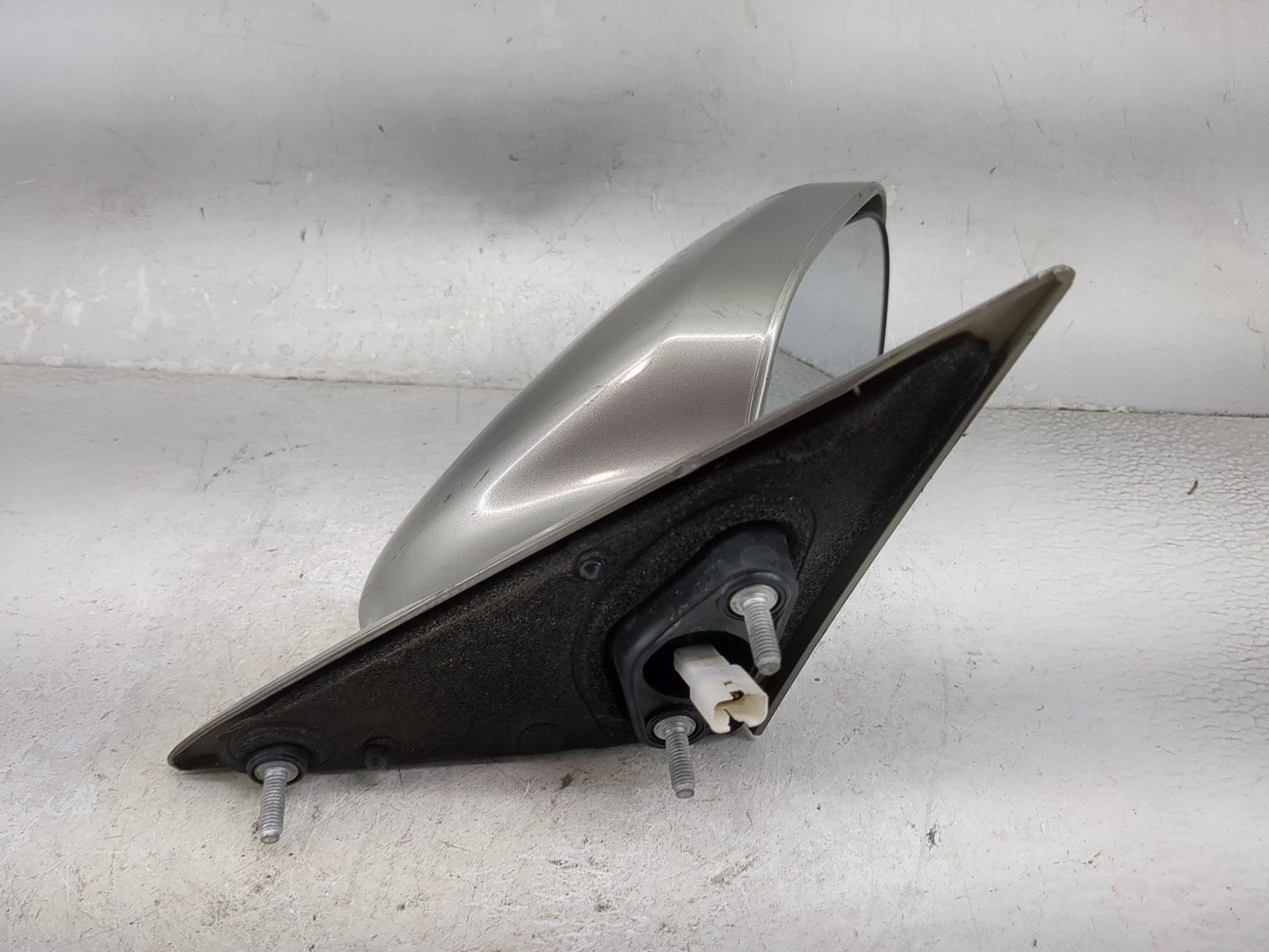 1997-2001 Toyota Camry Passenger Side View Mirror - Right Door Mirror OEM Used - Oemusedautoparts1.com