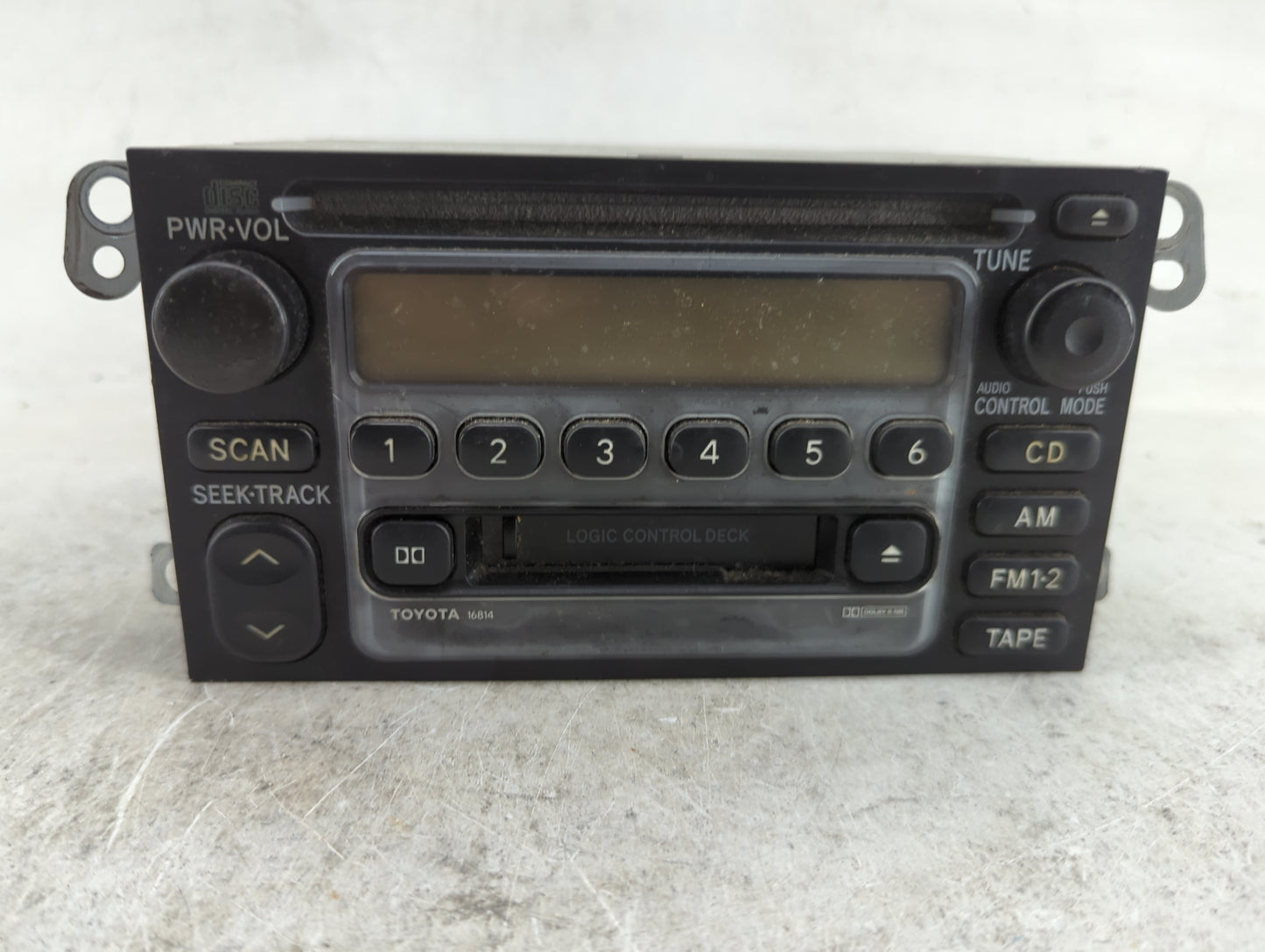 2000-2001 Toyota Camry Radio AM FM Cd Player Receiver Replacement P/N:16814 Fits Fits 1999 2000 2001 2002 2003 OEM Used Auto