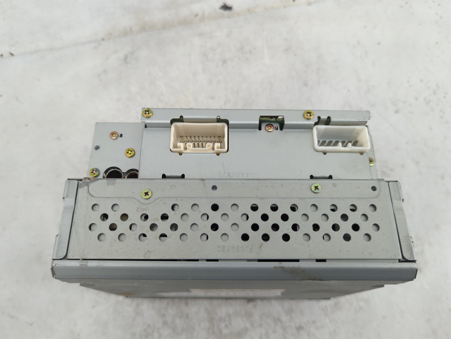2001 Toyota Camry Radio AM FM Cd Player Receiver Replacement P/N:A56817 Fits Fits 2002 2003 OEM Used Auto Parts - Oemusedaut