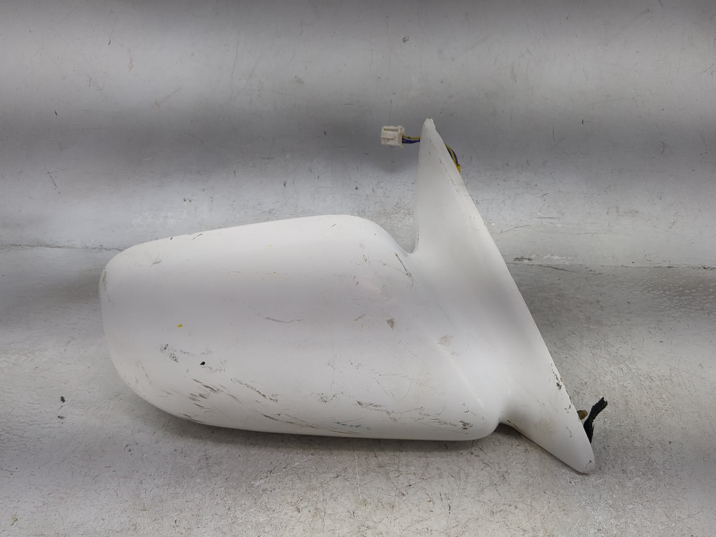 1997-2001 Toyota Camry Passenger Side View Mirror - Right Door Mirror OEM Used - Oemusedautoparts1.com