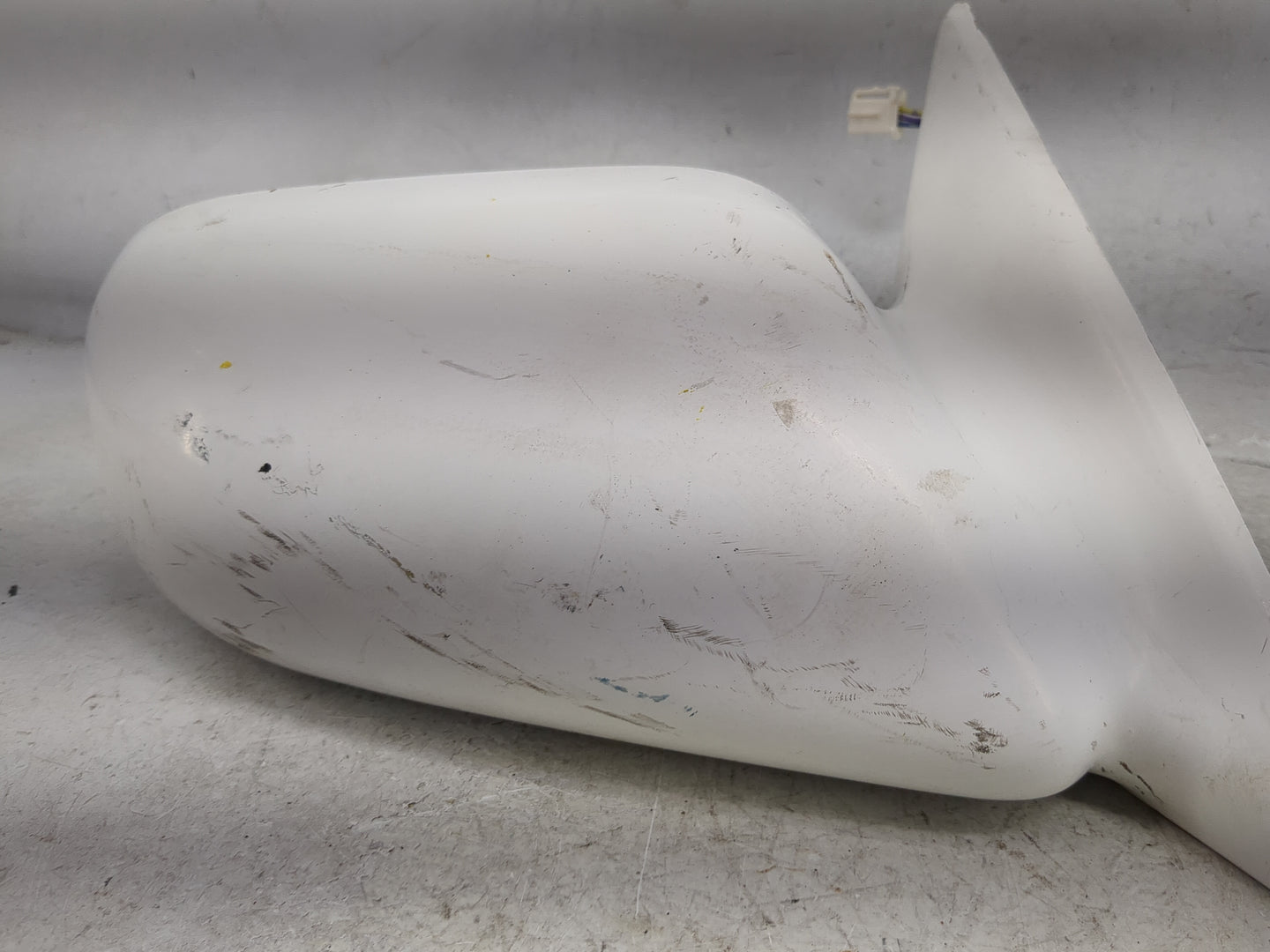 1997-2001 Toyota Camry Passenger Side View Mirror - Right Door Mirror OEM Used - Oemusedautoparts1.com
