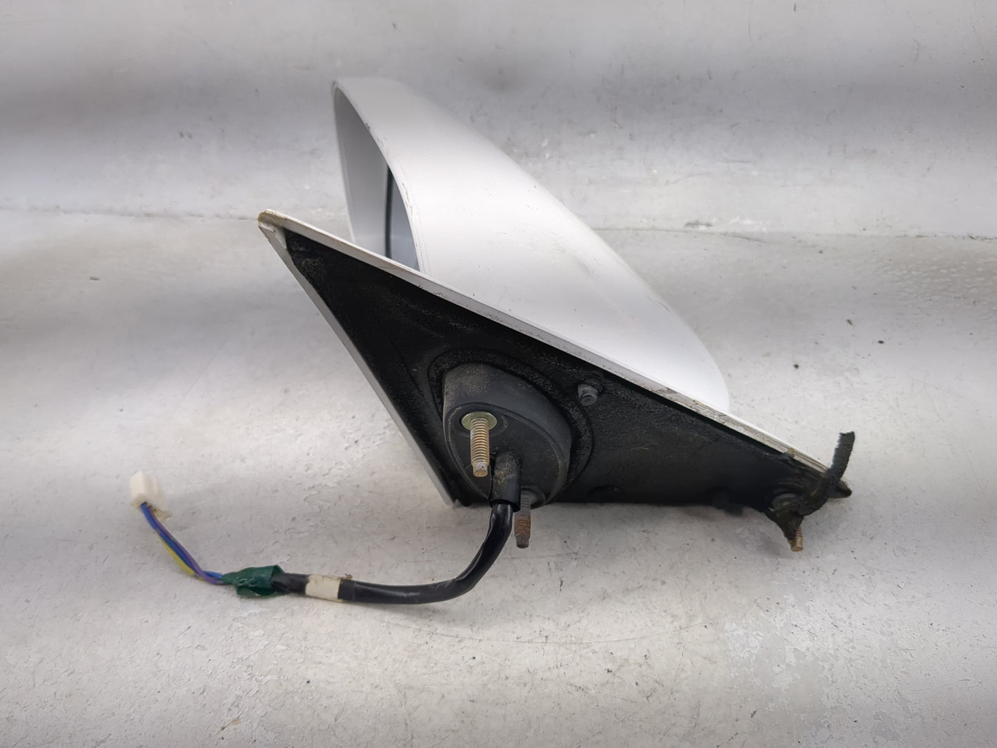 1997-2001 Toyota Camry Driver Side View Mirror - Left Door Mirror OEM Used - Oemusedautoparts1.com