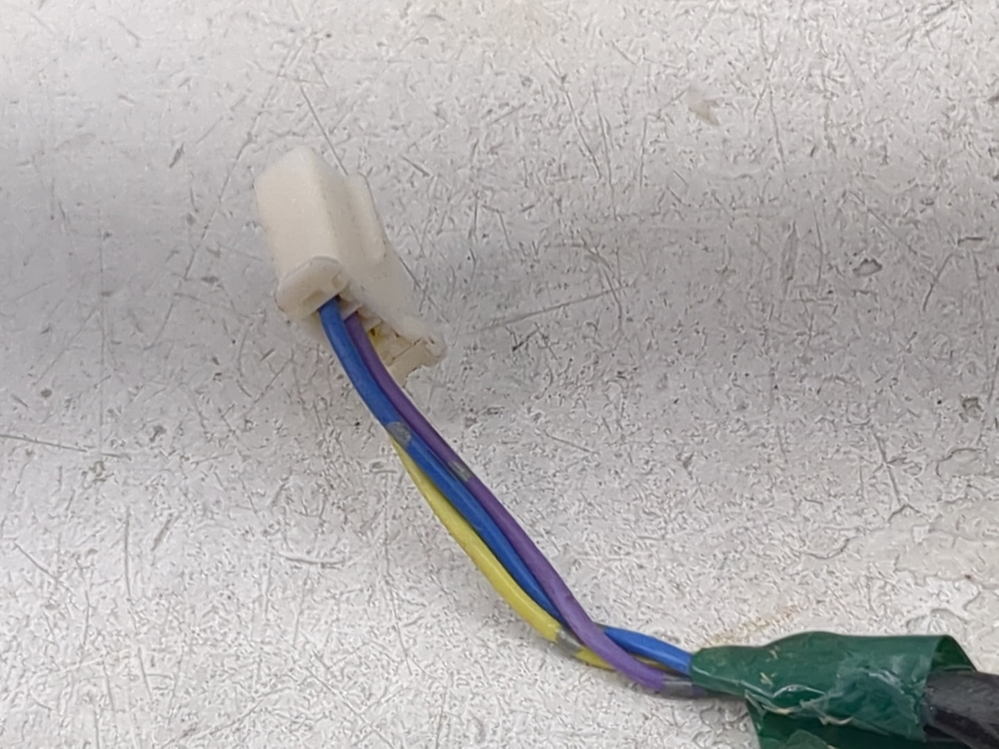 1997-2001 Toyota Camry Driver Side View Mirror - Left Door Mirror OEM Used - Oemusedautoparts1.com