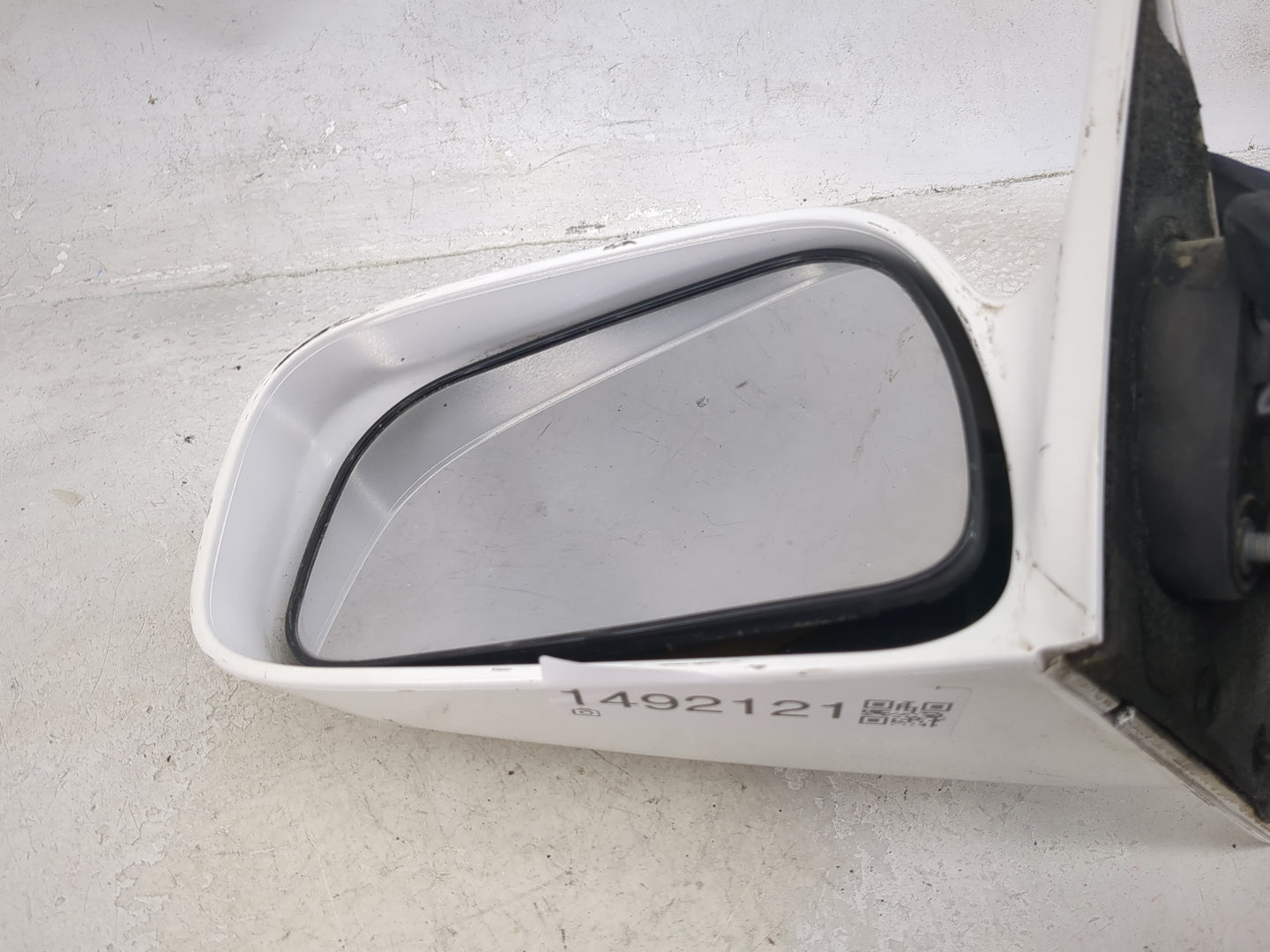 1997-2001 Toyota Camry Driver Side View Mirror - Left Door Mirror OEM Used - Oemusedautoparts1.com