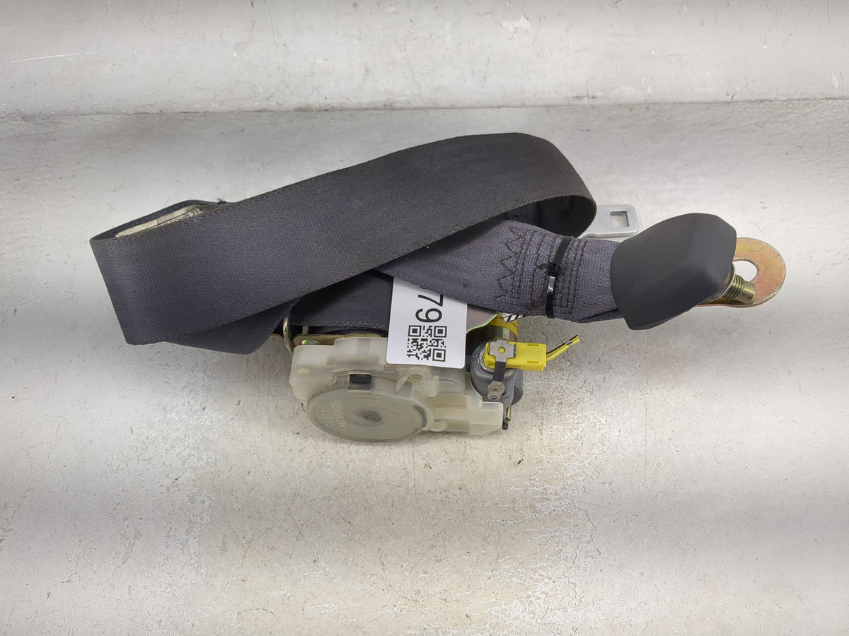 2000-2001 Toyota Camry Passenger Front Seatbelt Retractor Gray - Oemusedautoparts1.com