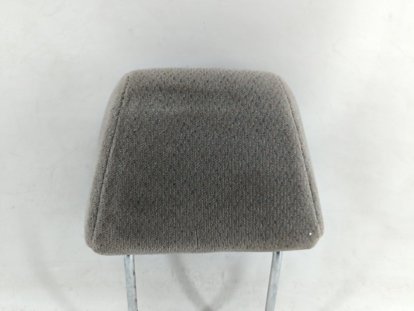 2001 Toyota Camry Headrest Head Rest Front Driver Passenger Seat Fits OEM Used Auto Parts - Oemusedautoparts1.com